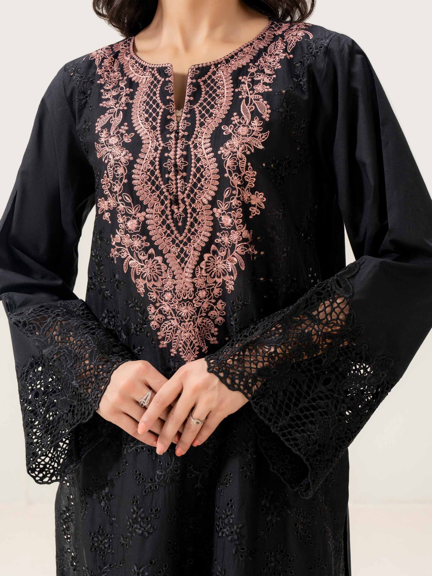 3 Piece Lawn Suit-Embroidered (Pret)