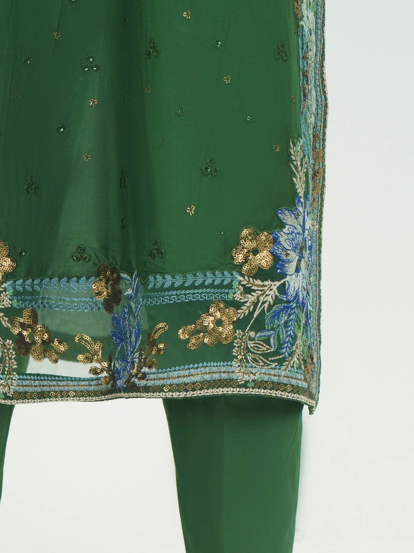 3 Piece Lawn Suit- Embroidered (Pret)