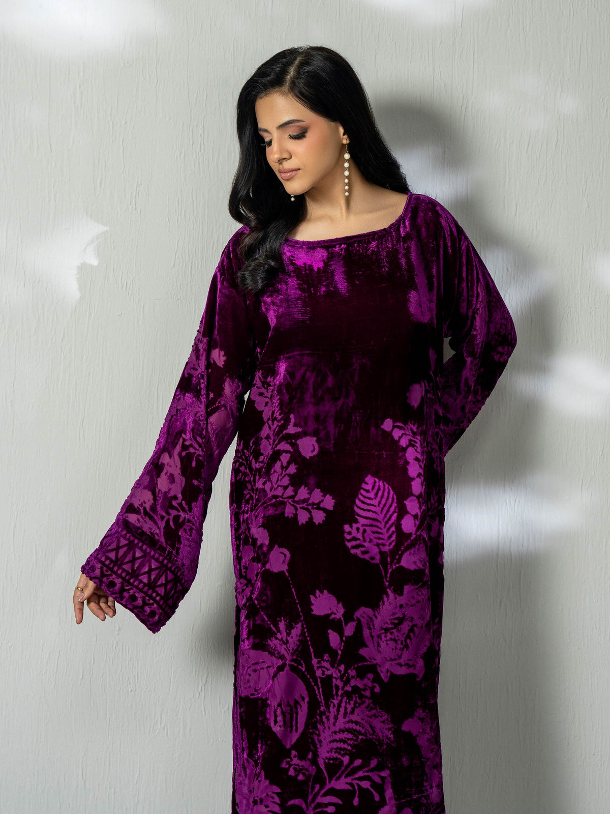 2-Piece Velvet Suit (Pret)