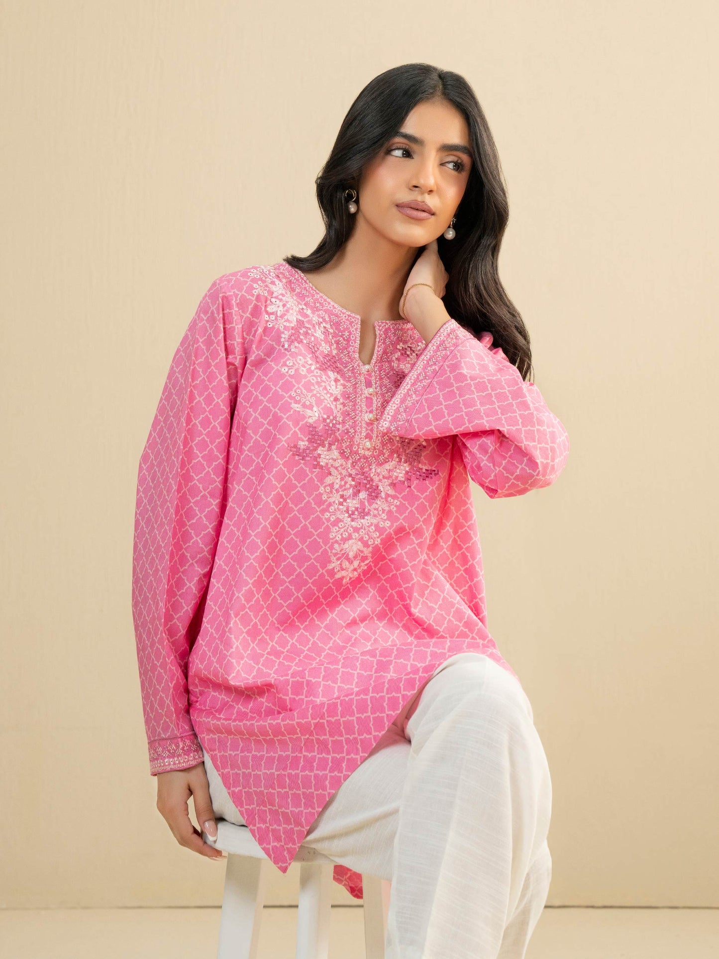 Cambric Kurti-Embroidered (Pret)