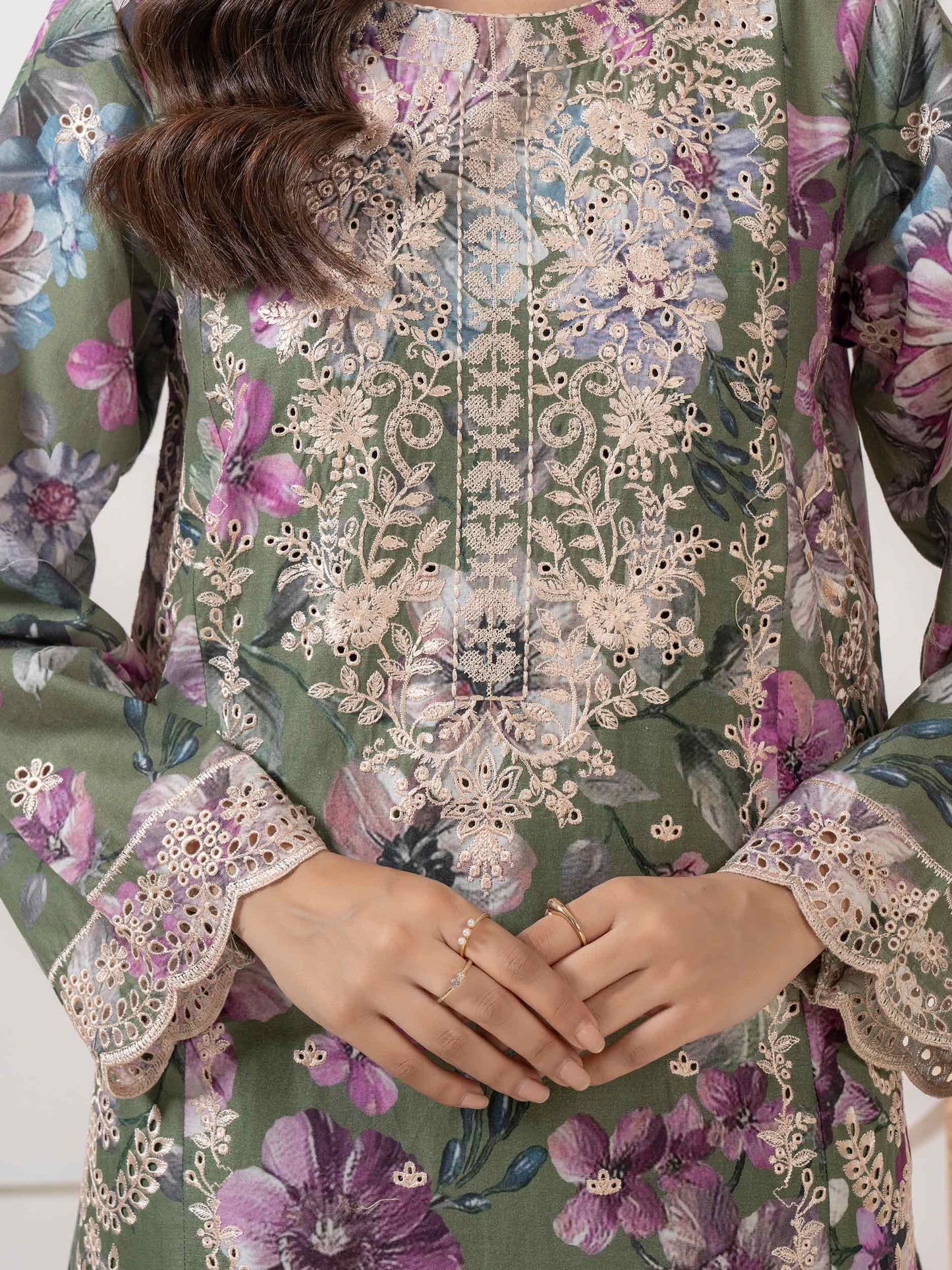 3 Piece Lawn Suit-Embroidered (Pret)