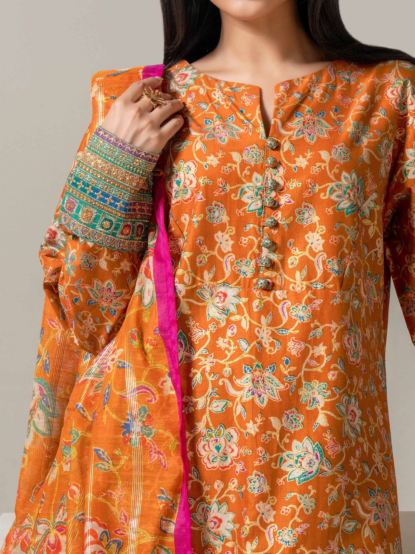 3 Piece Lawn Suit-Embroidered (Pret)
