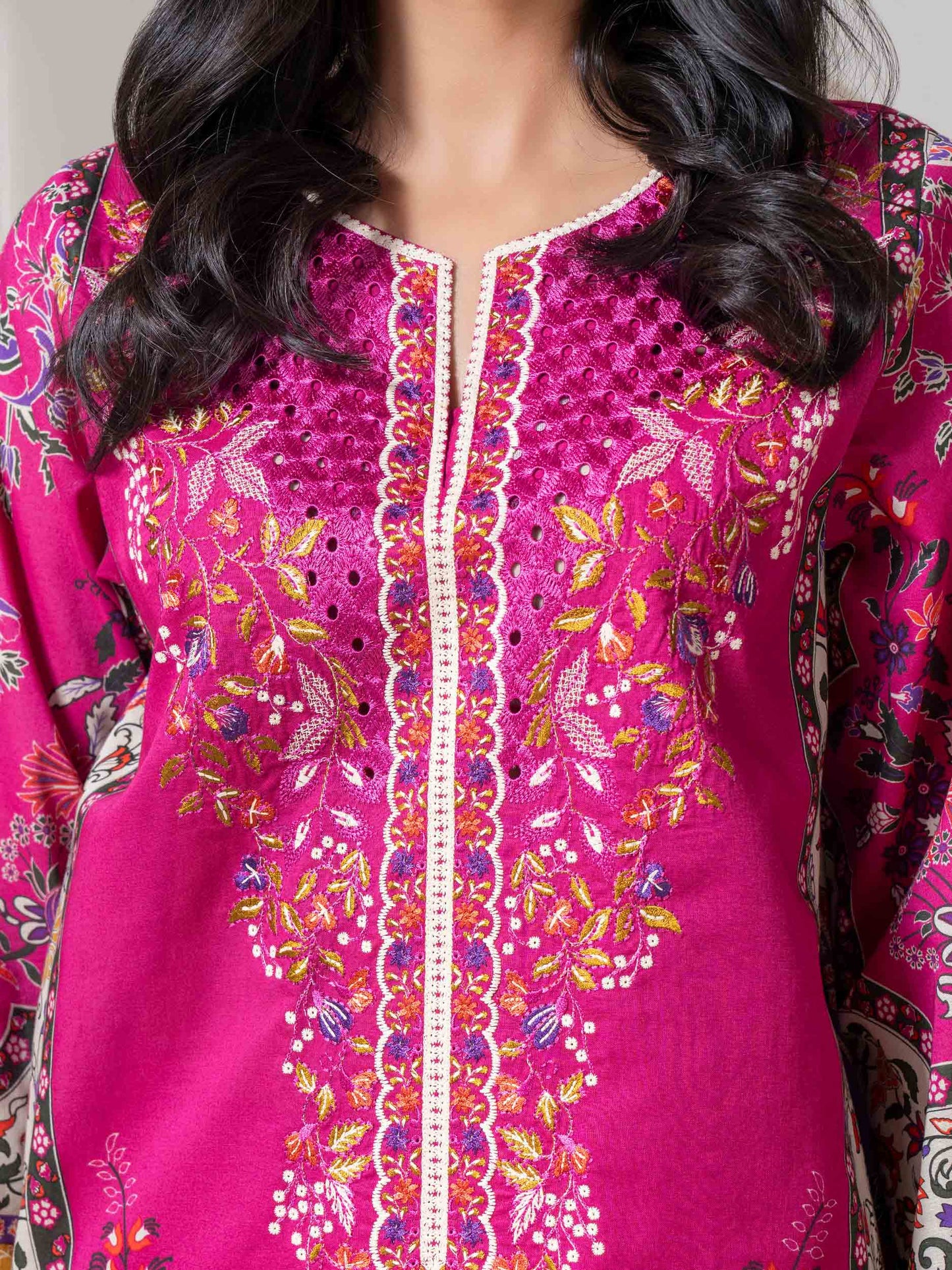3 Piece Lawn Suit-Embroidered (Pret)