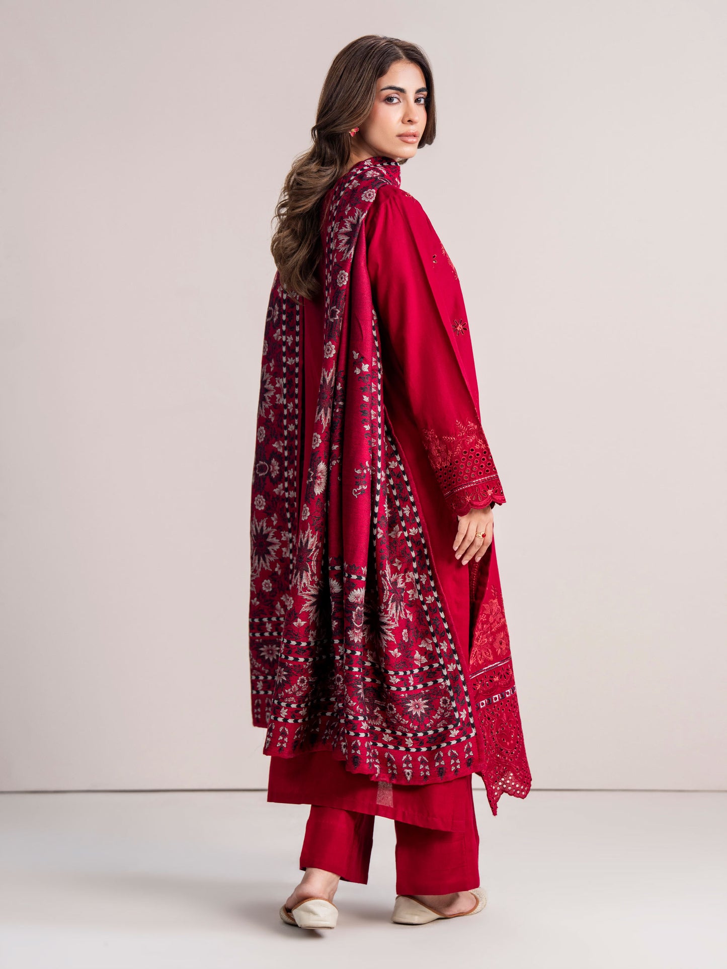 3 Piece Khaddar Suit- Embroidered (Pret)