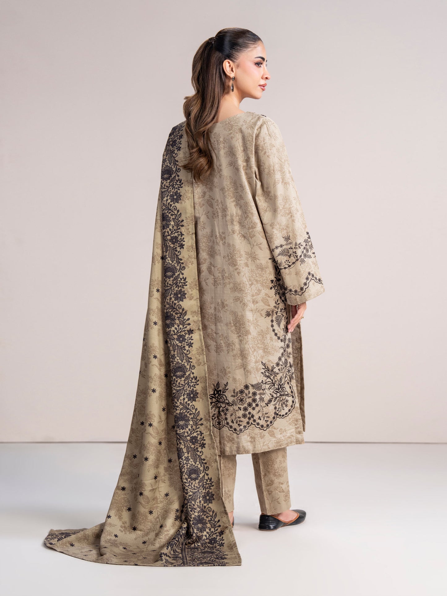 3 Piece Slub Khaddar Suit- Embroidered (Pret)