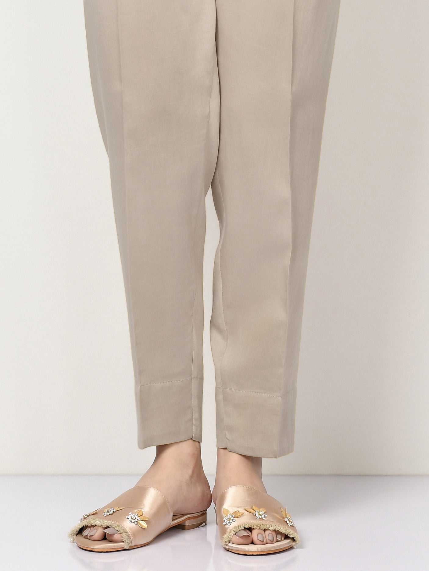 Dyed Khaddar Trouser (Pret)