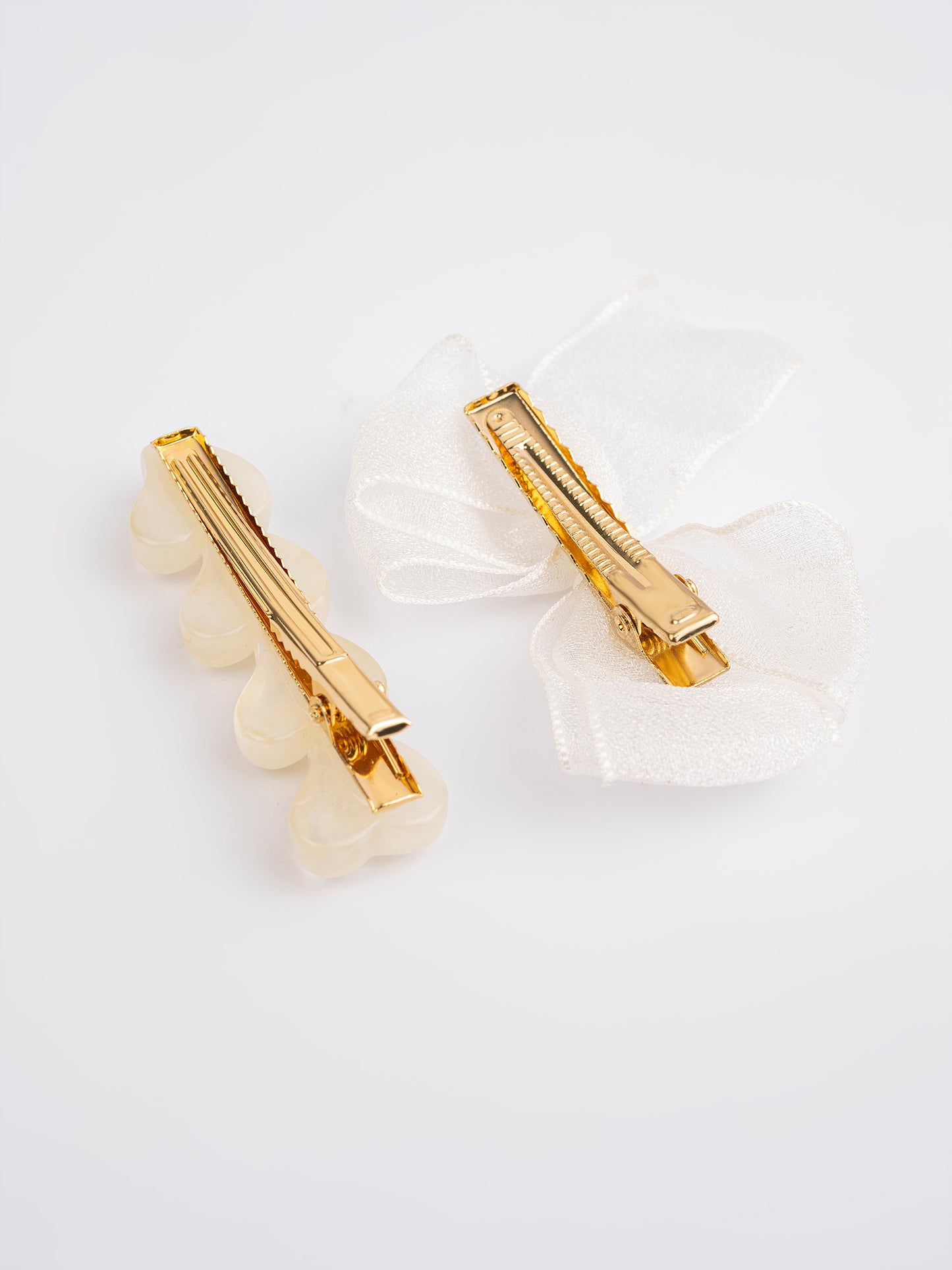 Bow With Heart Hair Clips