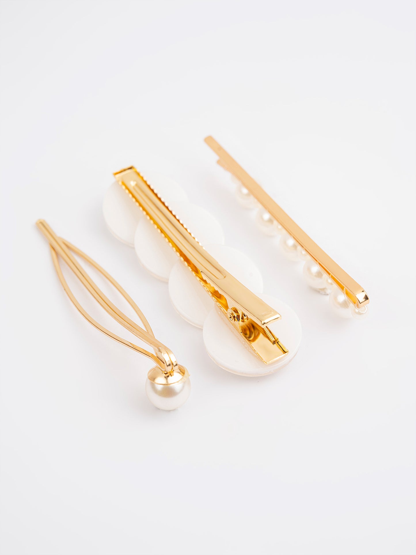 Pearl Embellished Hair Clips