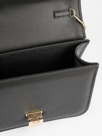 embellished-handbag