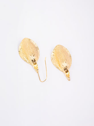 gold-leaf-earings