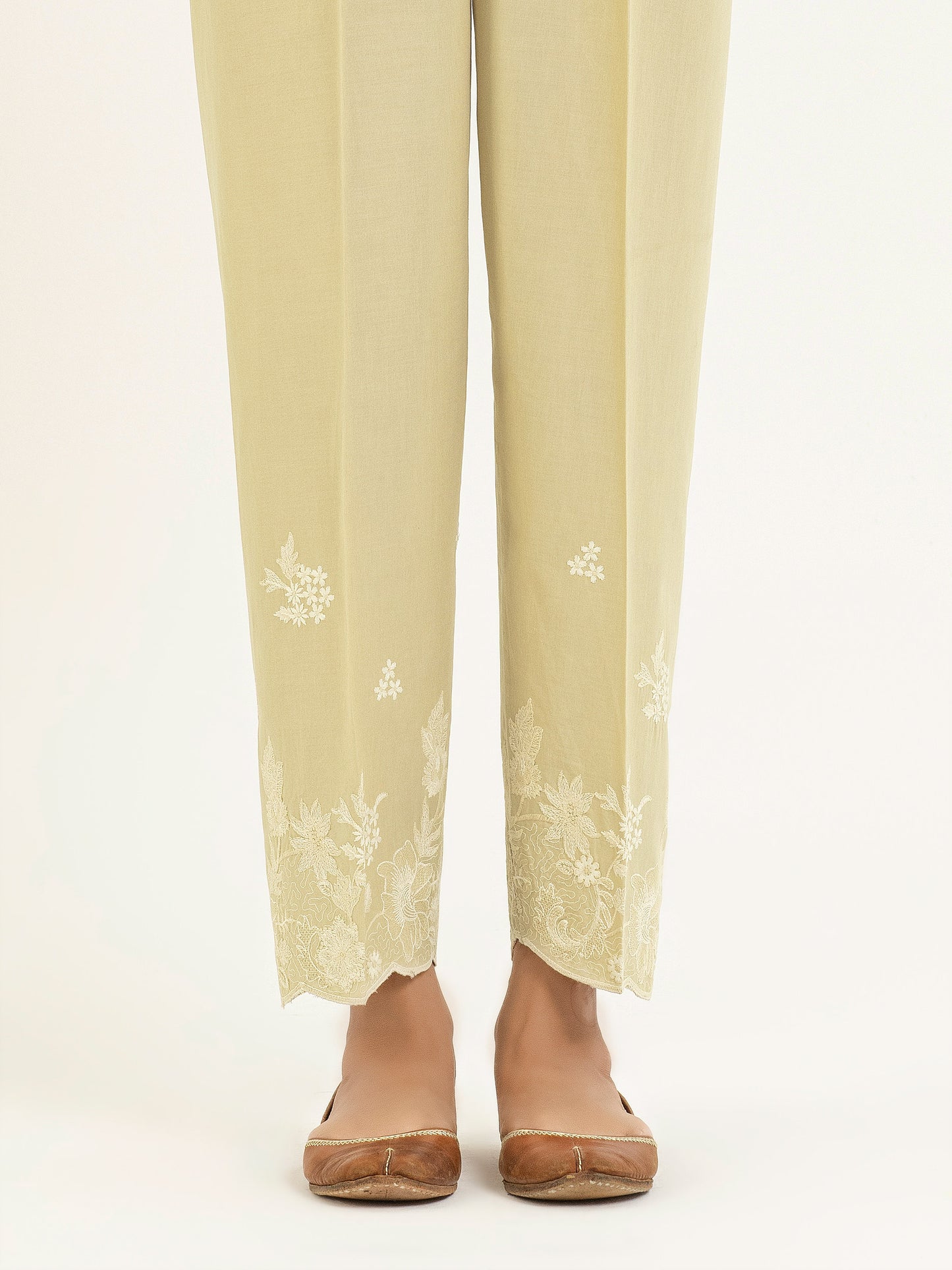 Embroidered Cambric Trouser(Pret)