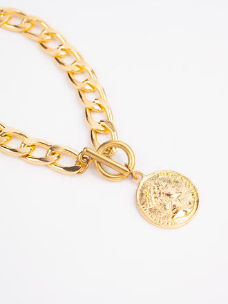 classic-coin-necklace