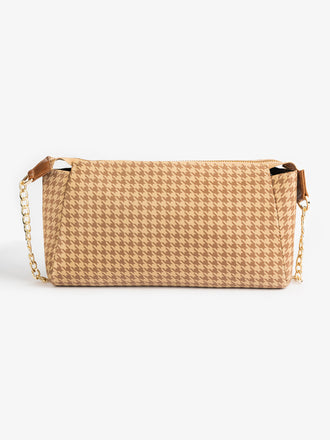 hounds-tooth-printed-clutch