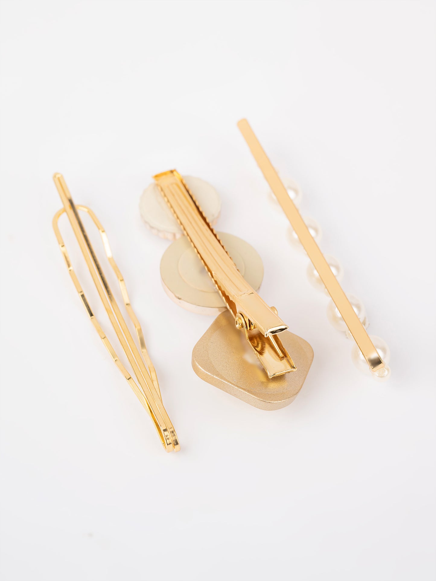 Pearl Embellished Hair Clips