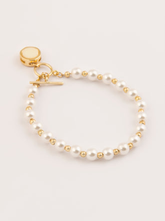 pearl-embellished-bracelet