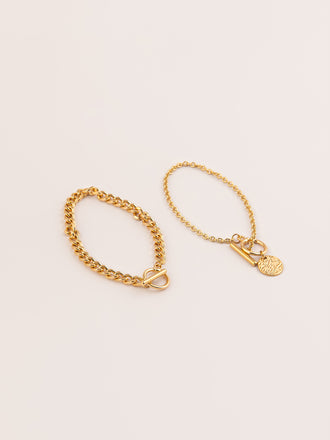classic-gold-bracelet-set