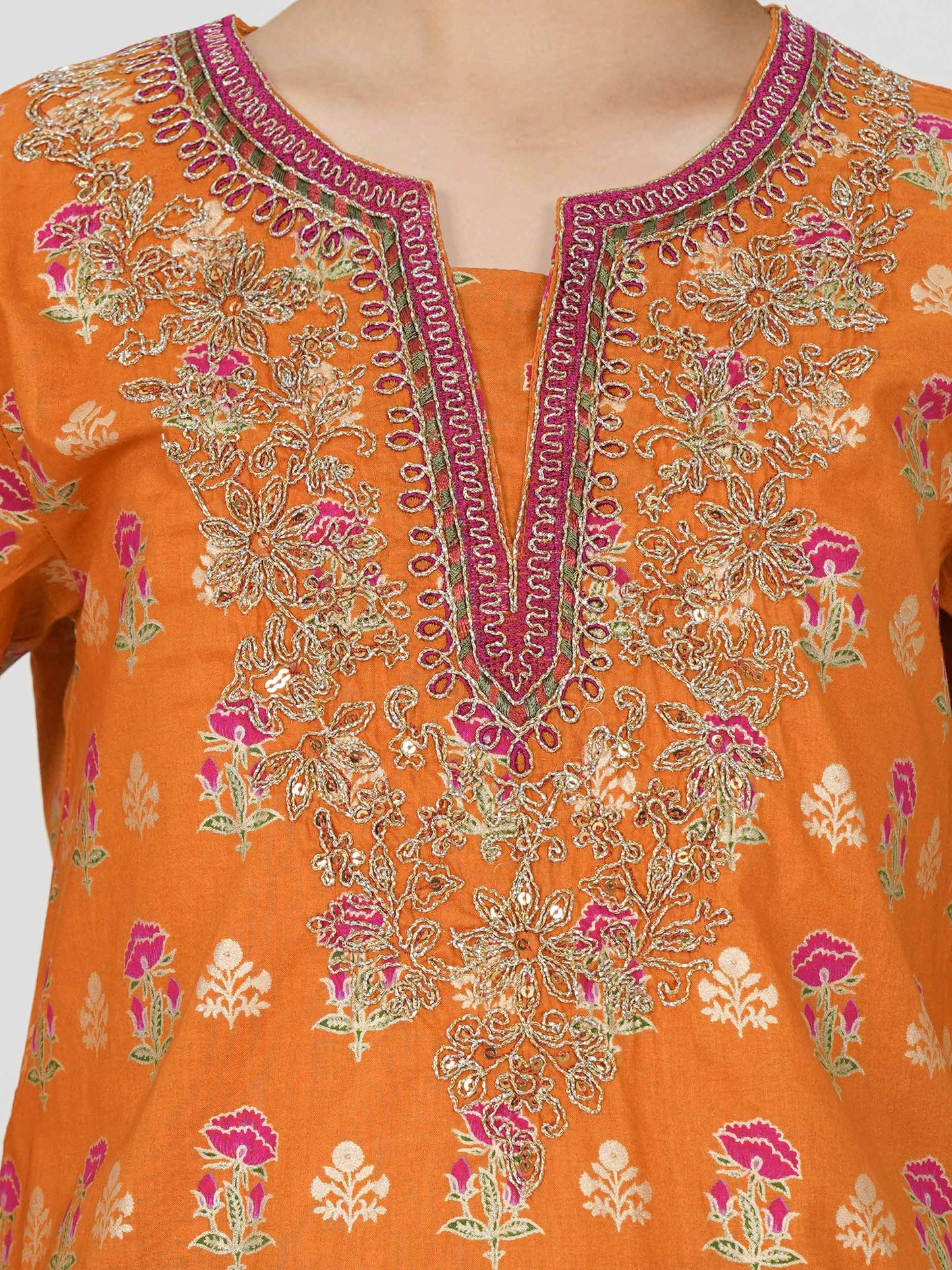 2 Piece Lawn Suit- Embroidered (Pret)