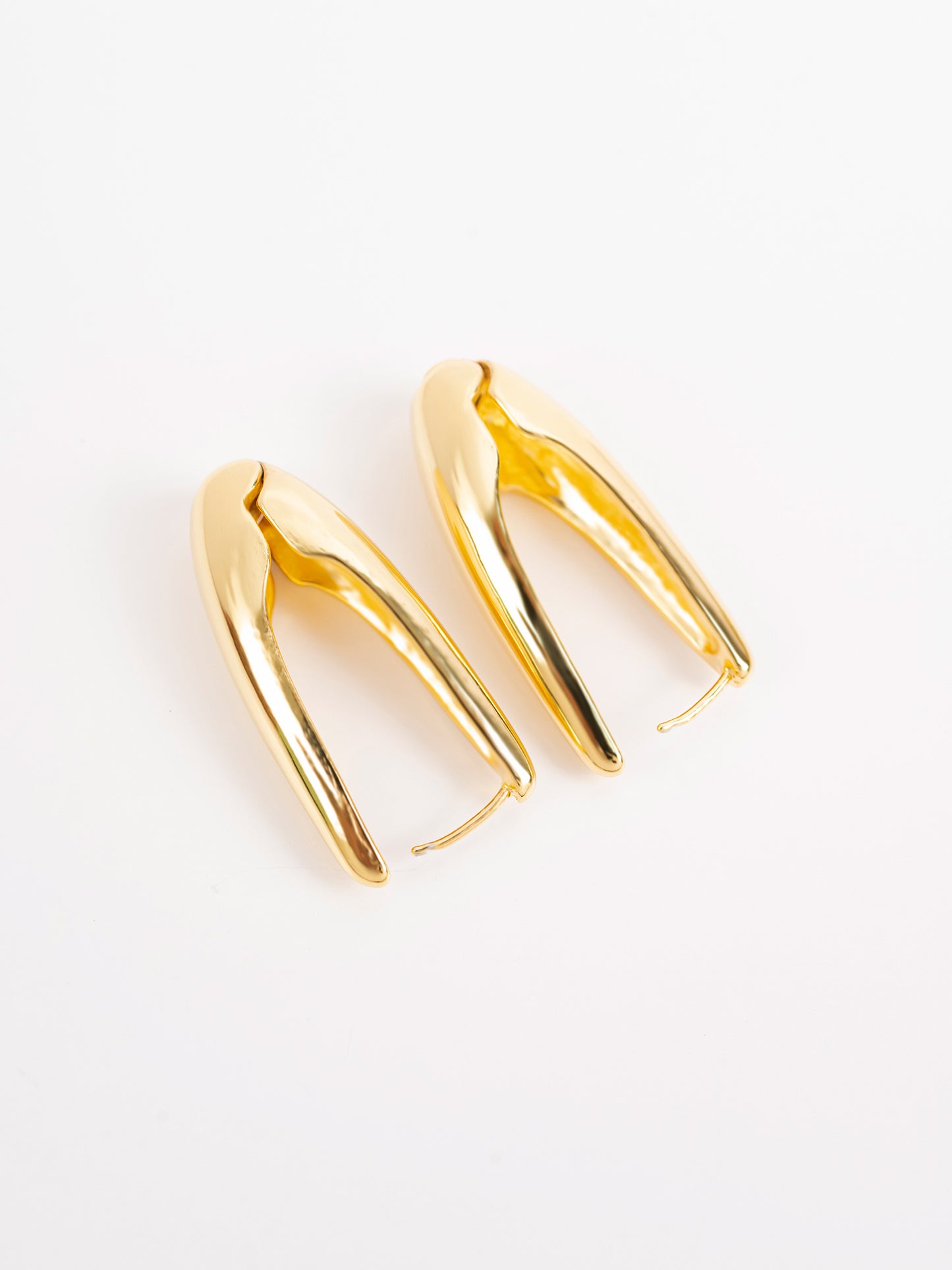 Minimal Drop Earings