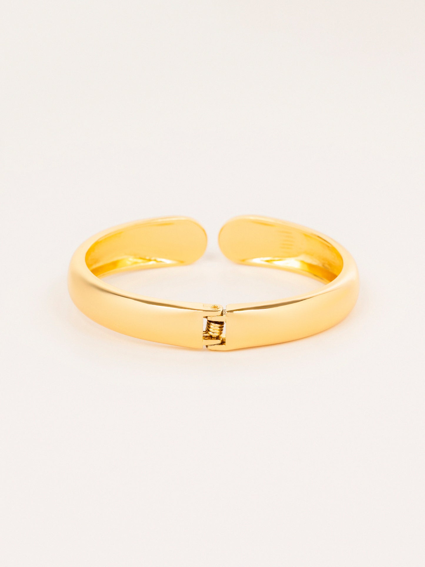 Minimalist Smooth Bracelet