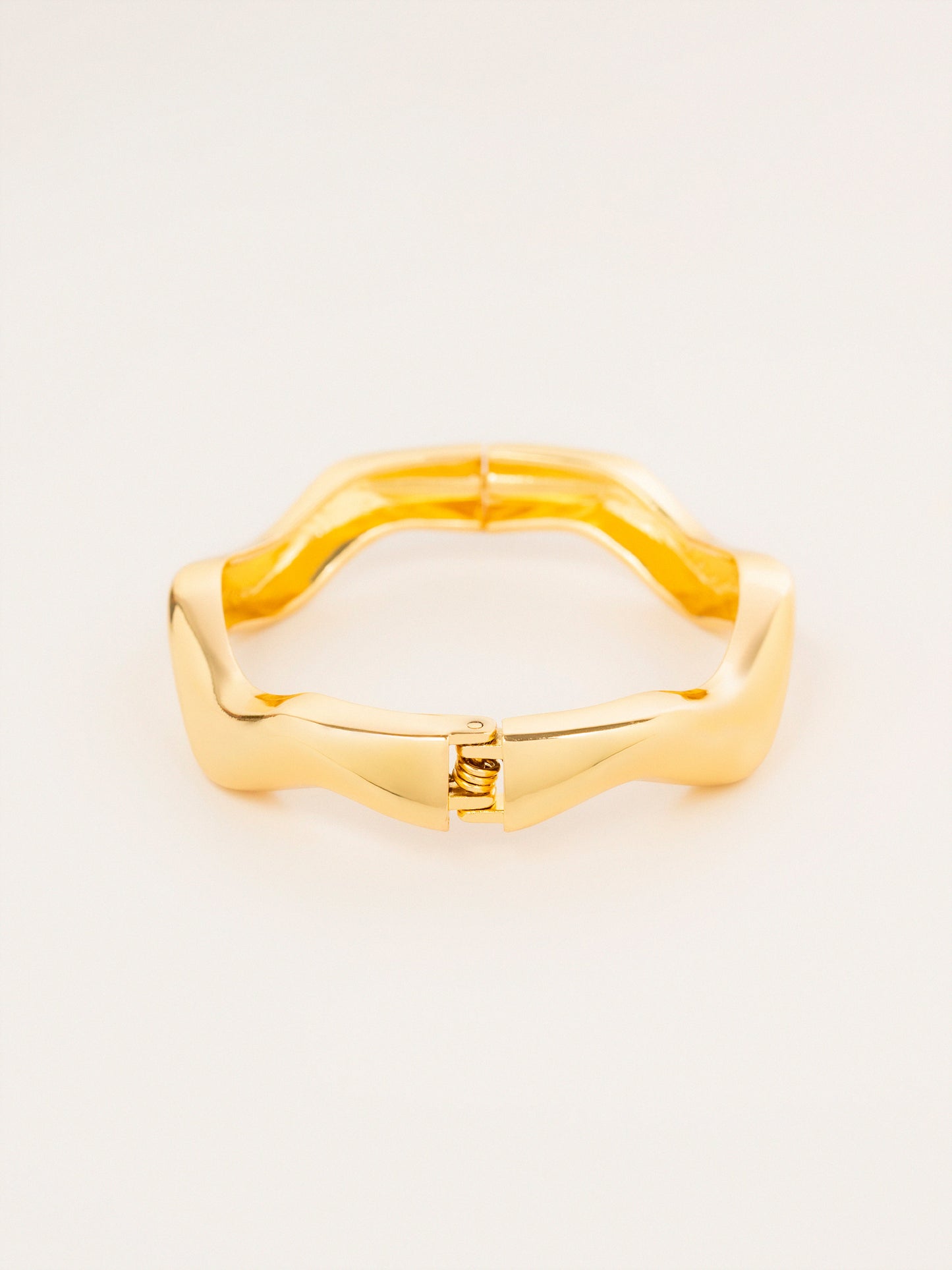 Wavy Bangle Bracelet