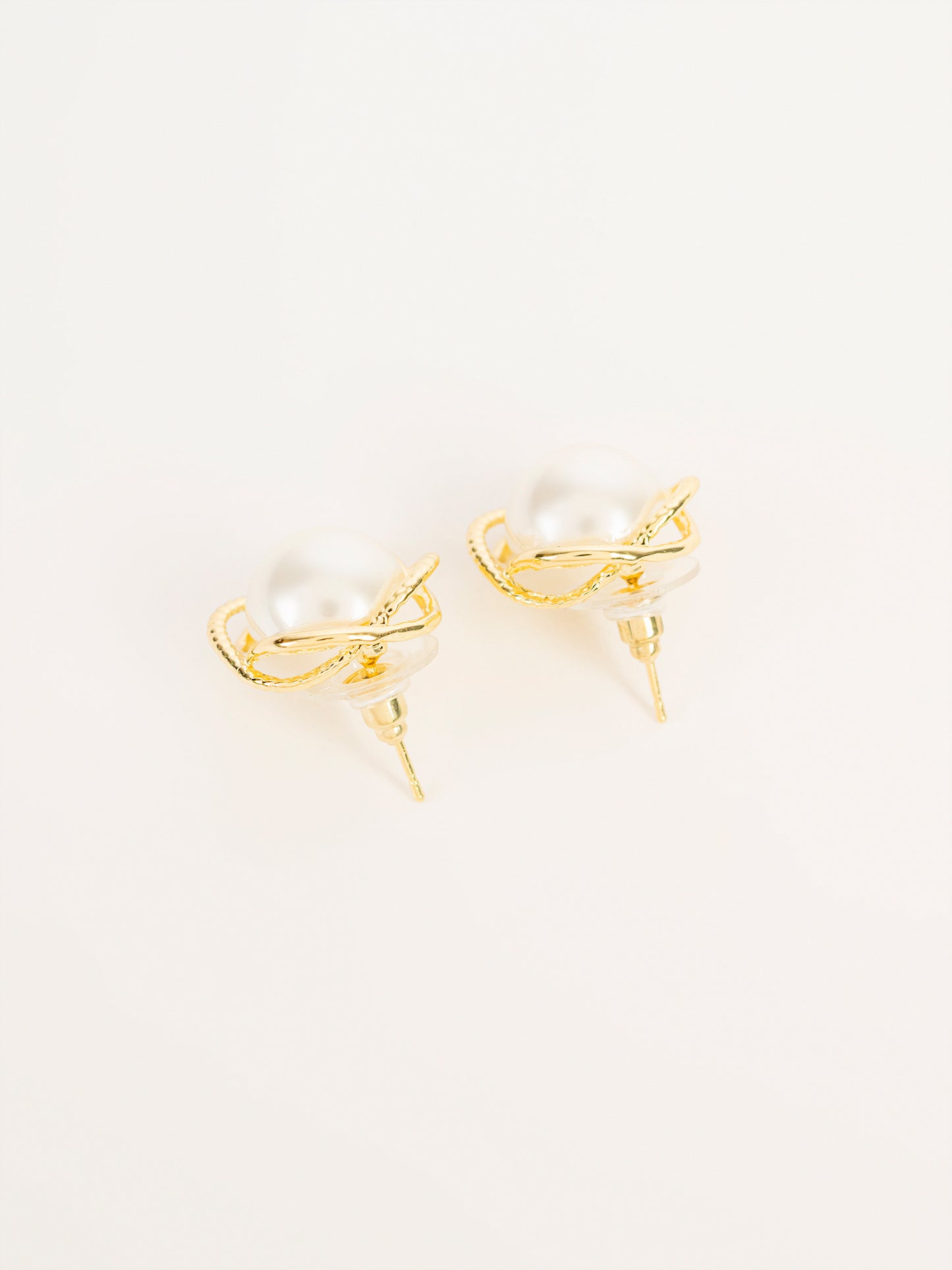 Floral Pearl Studs