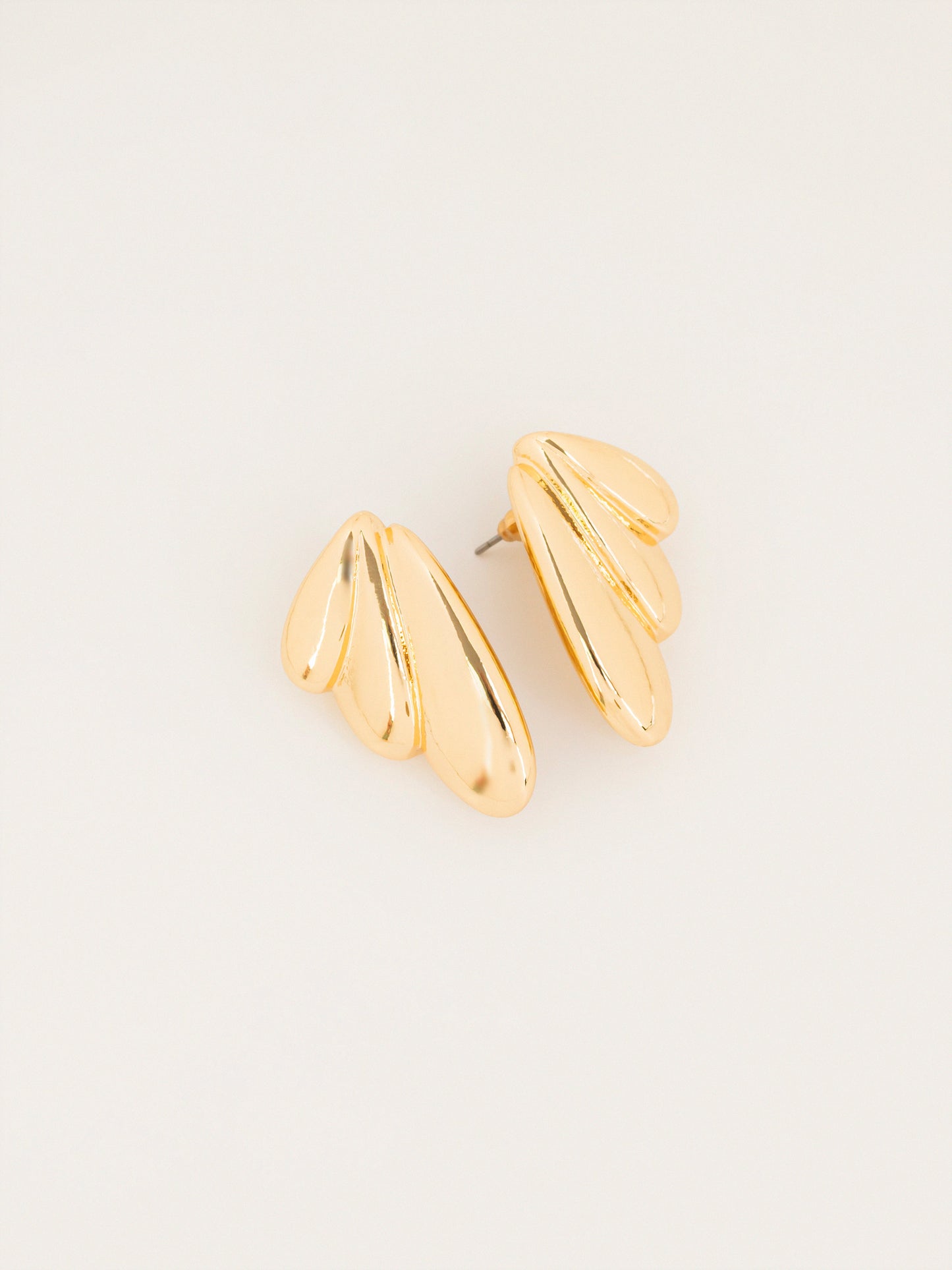 Butterfly wing studs