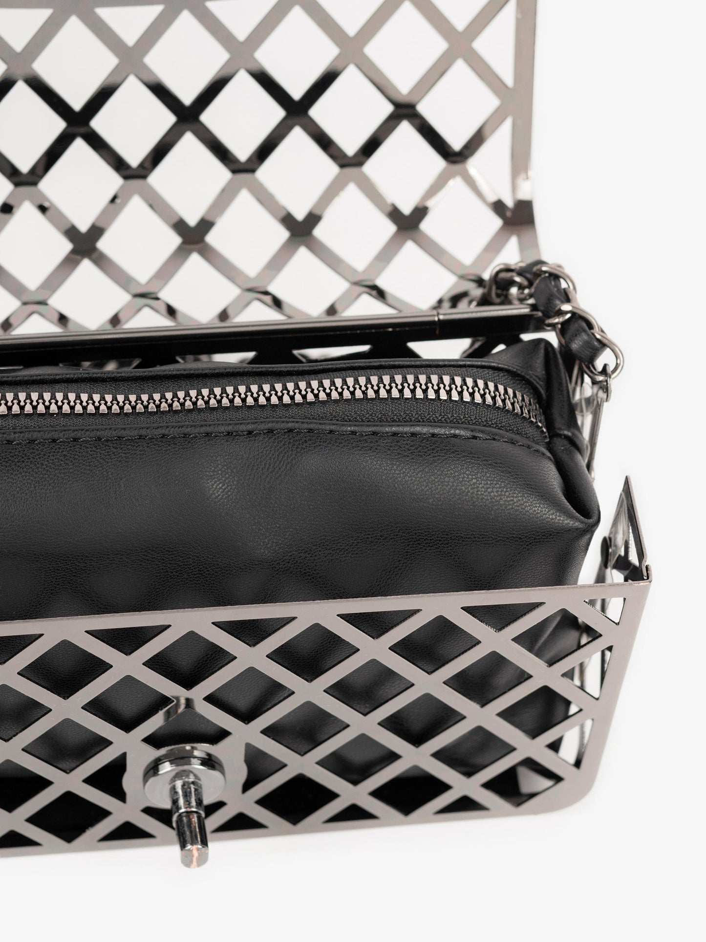 Metal Clutch