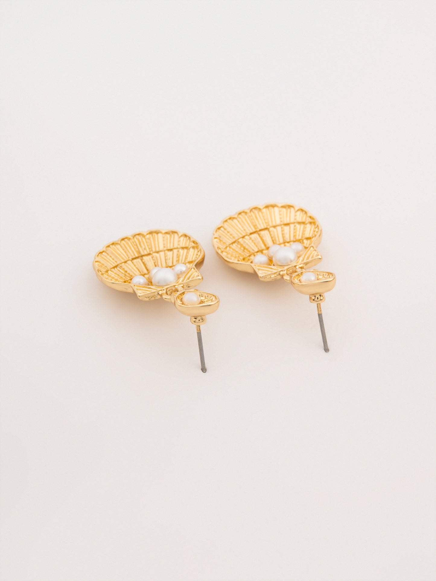 Pearl Shell Drops
