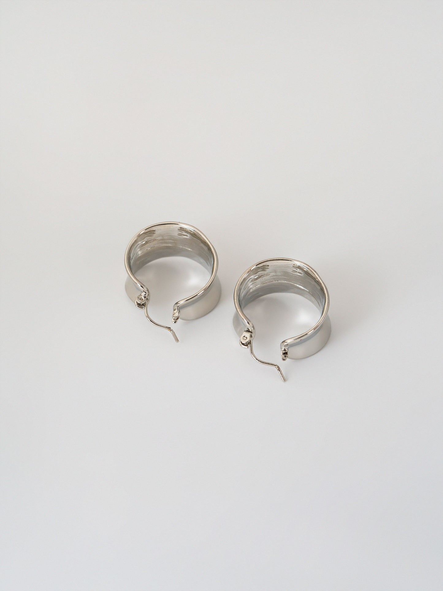Ovelle Hoops