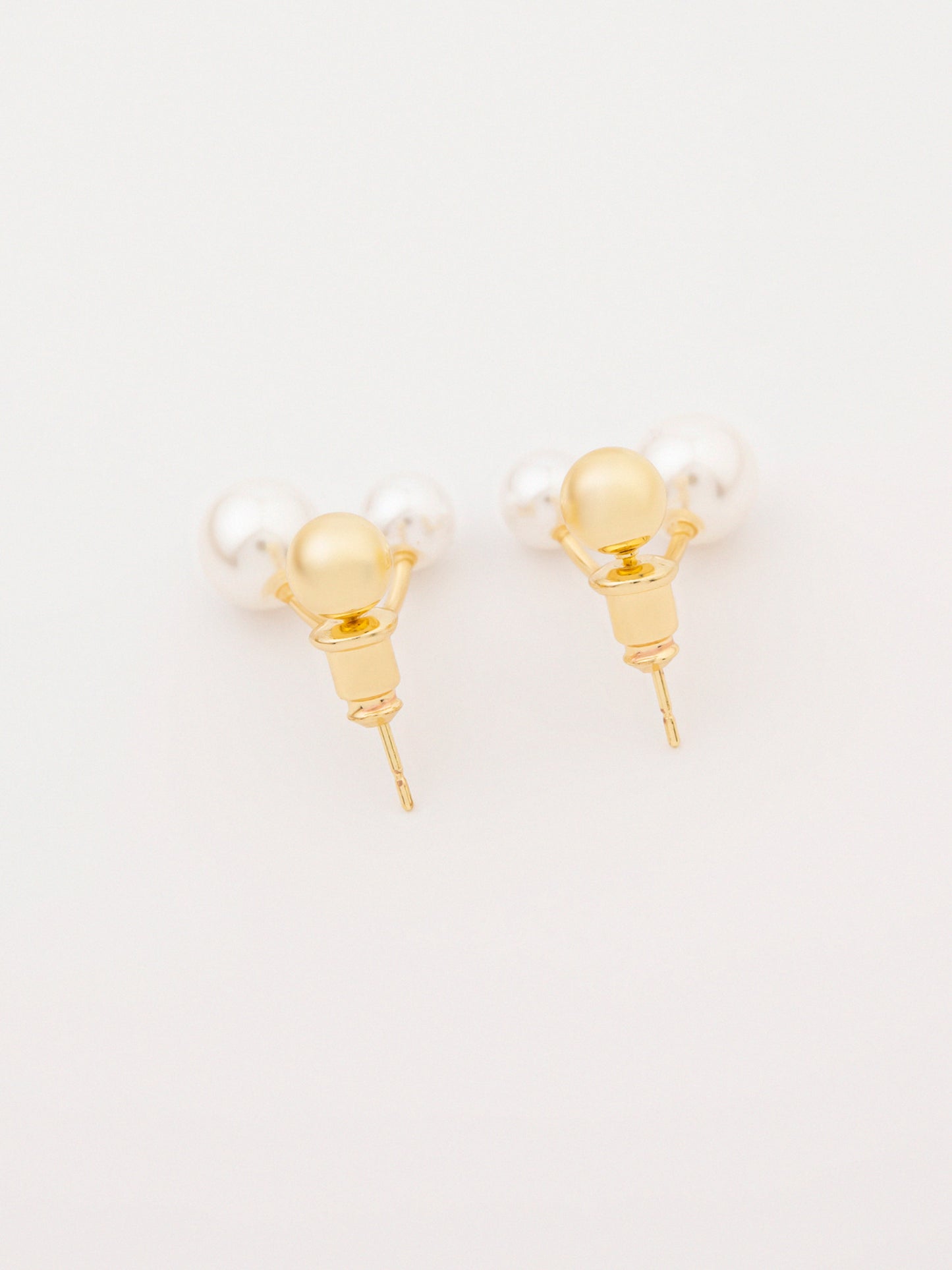 Molecule Studs