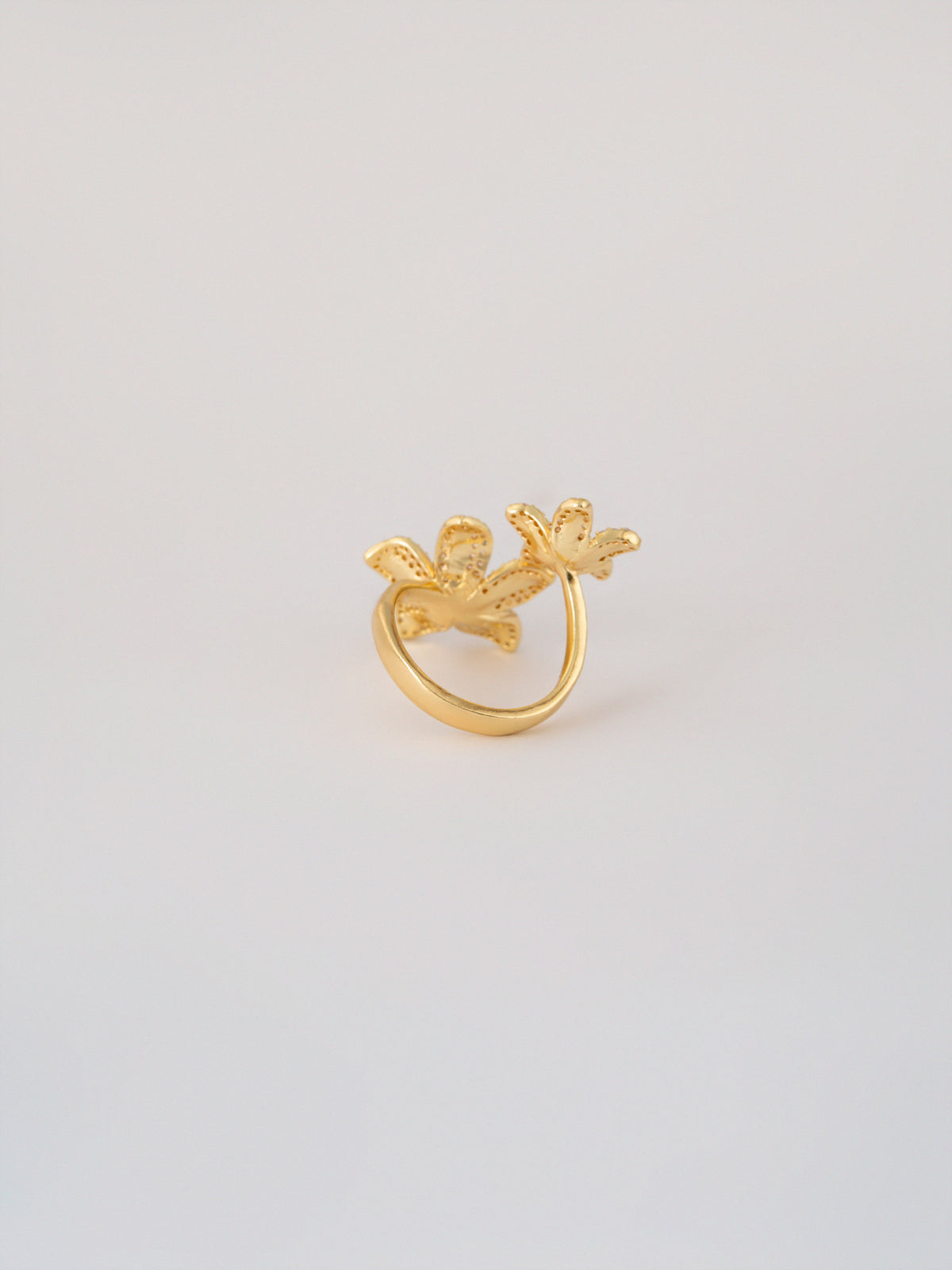 Vesara Ring