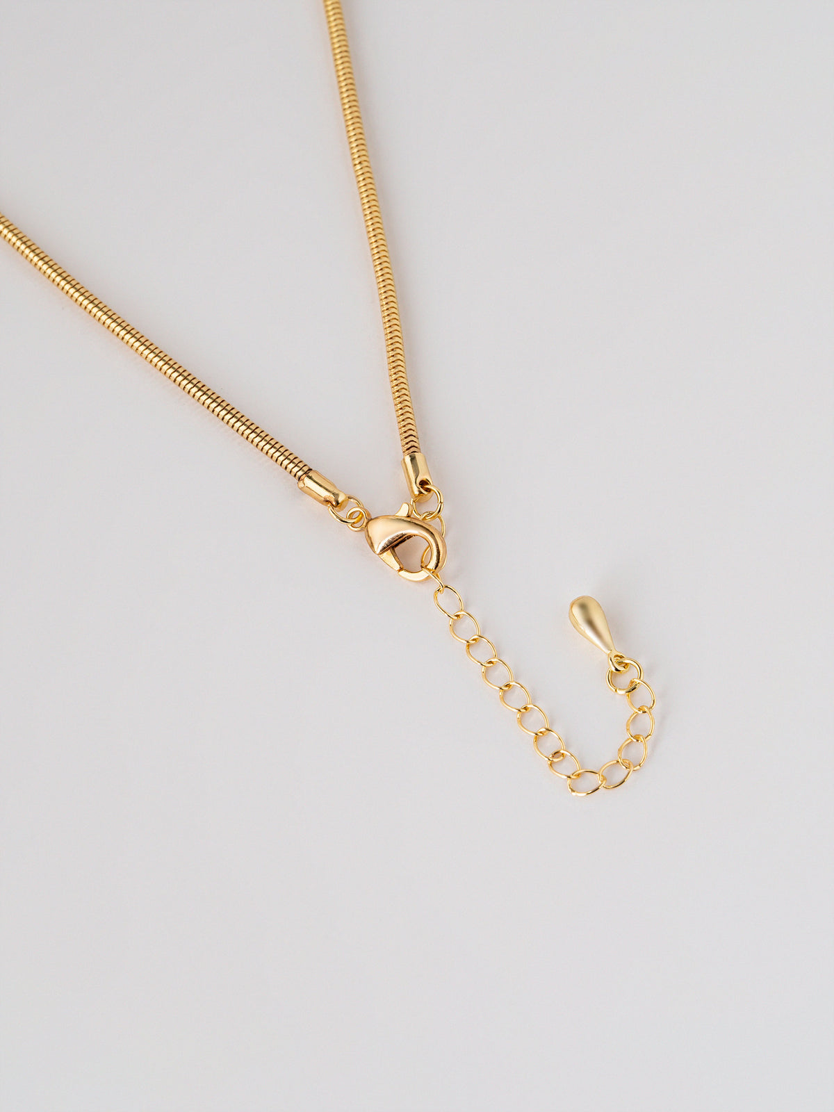 Knot Necklace
