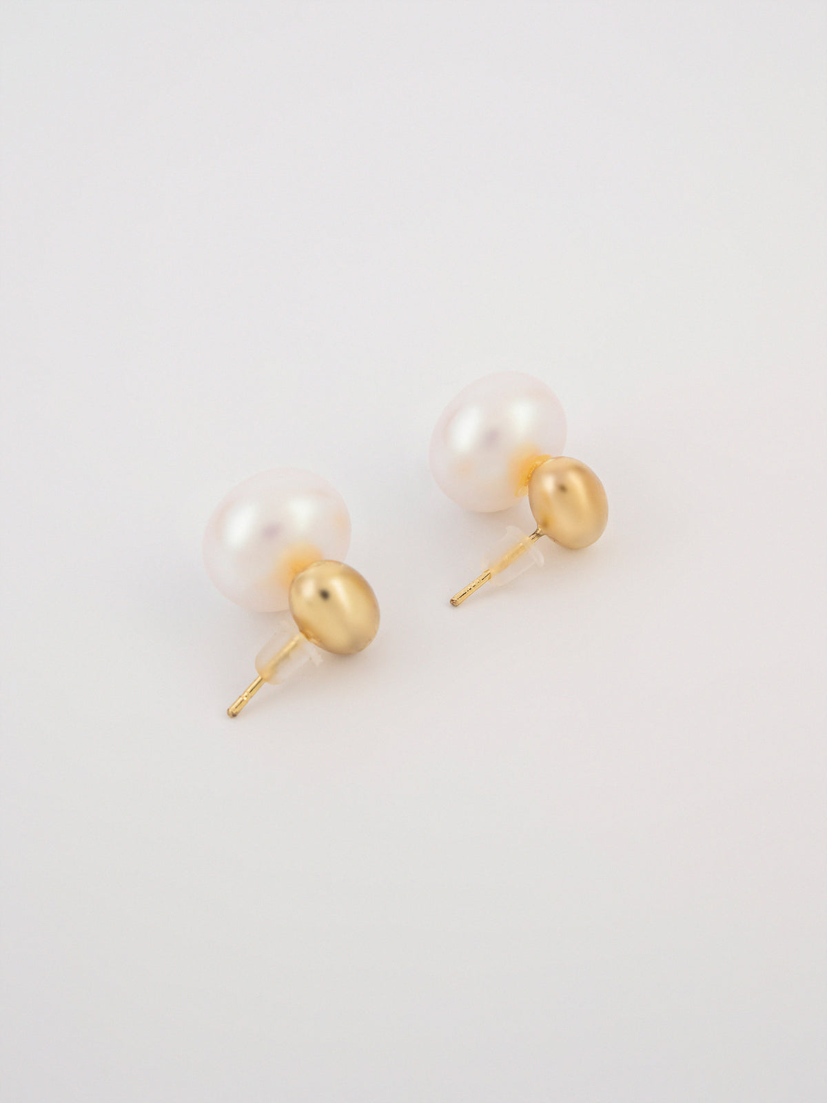Pearl Studs