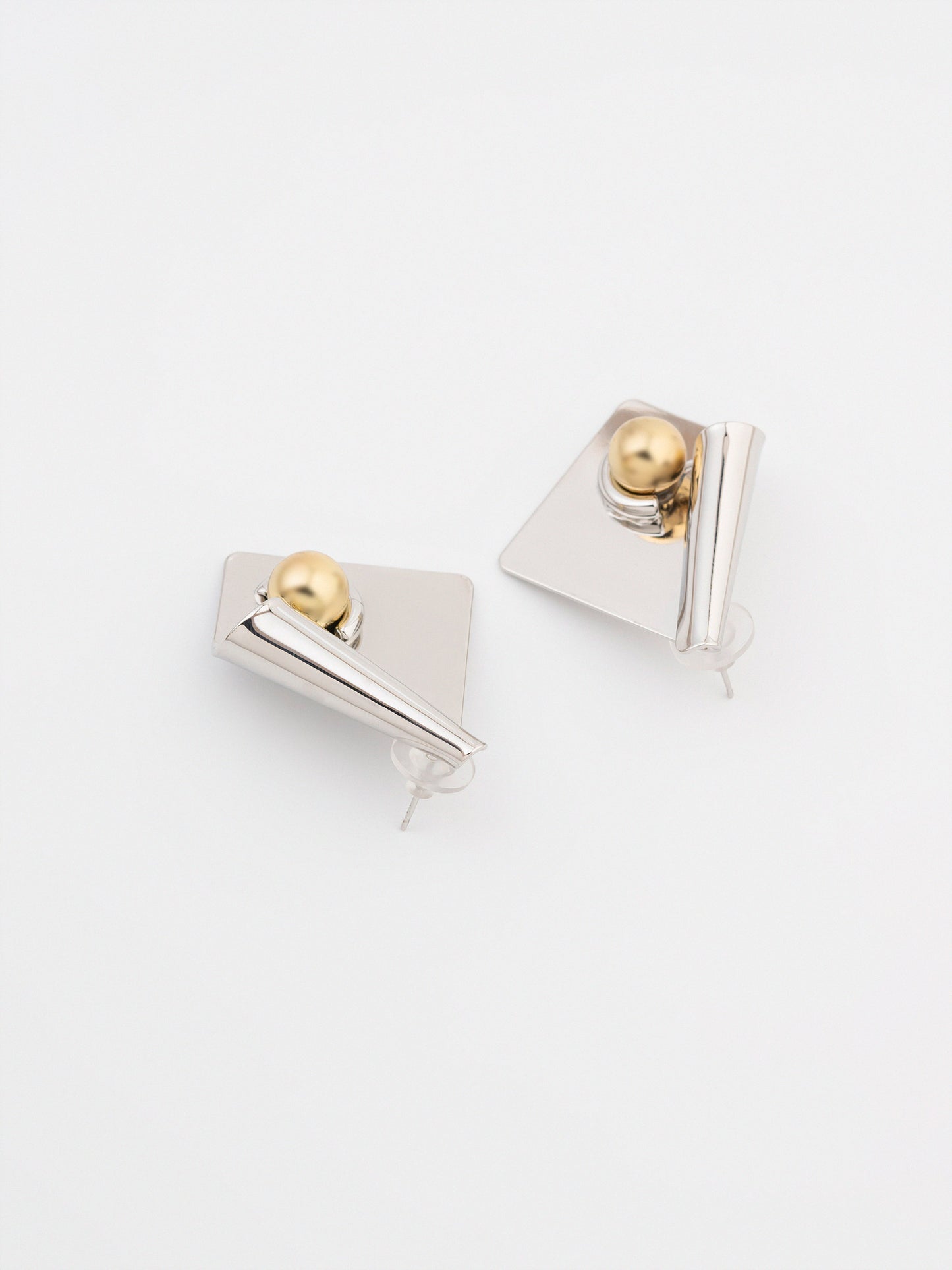 Geometric Studs