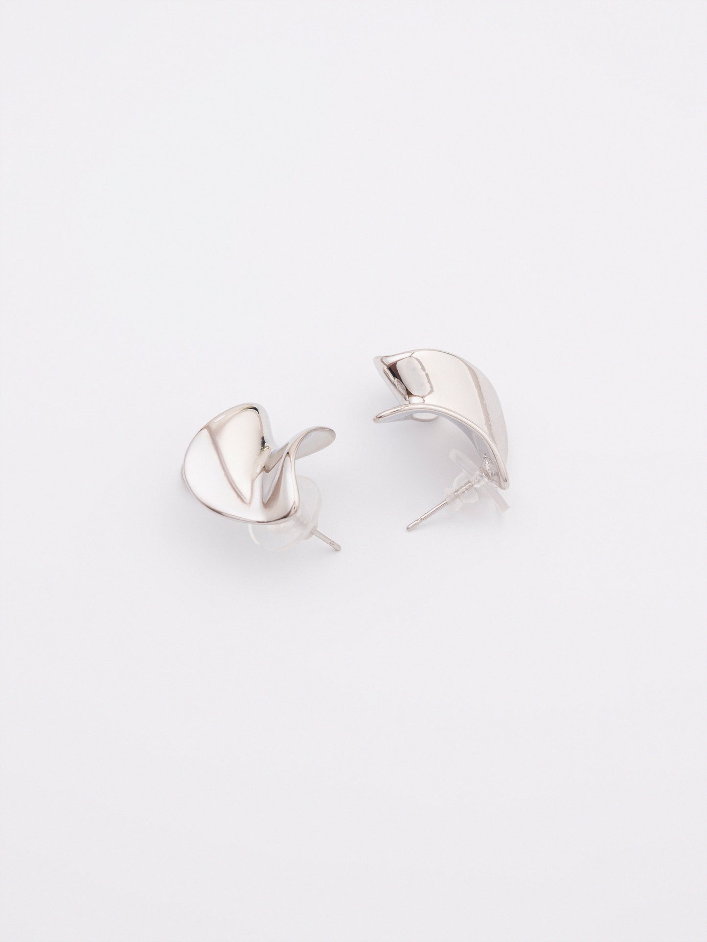 Twisted Studs