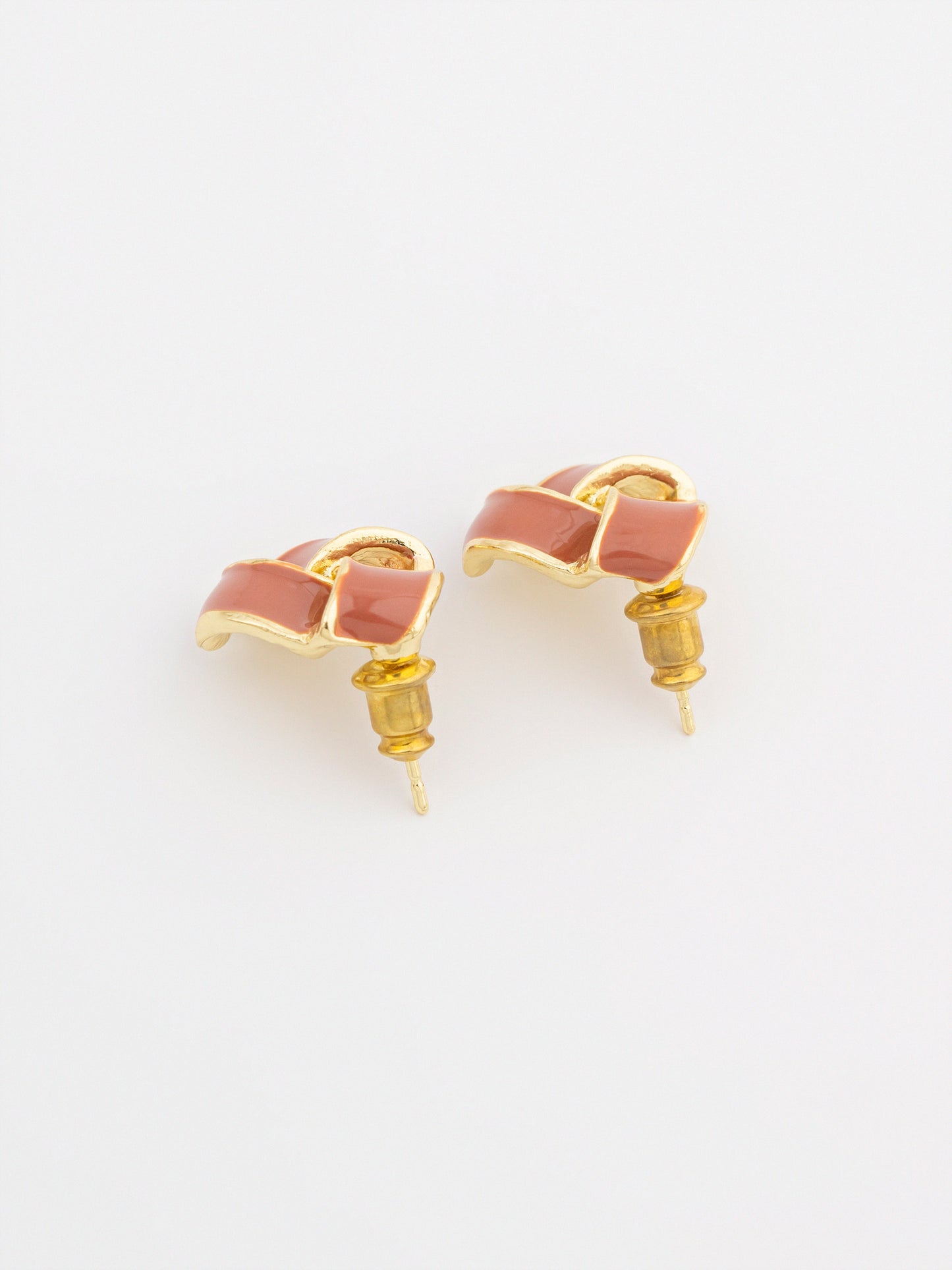 Knoted Studs