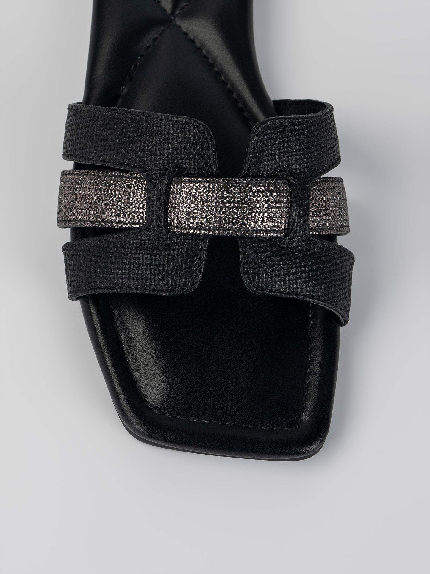 Lustre Flats