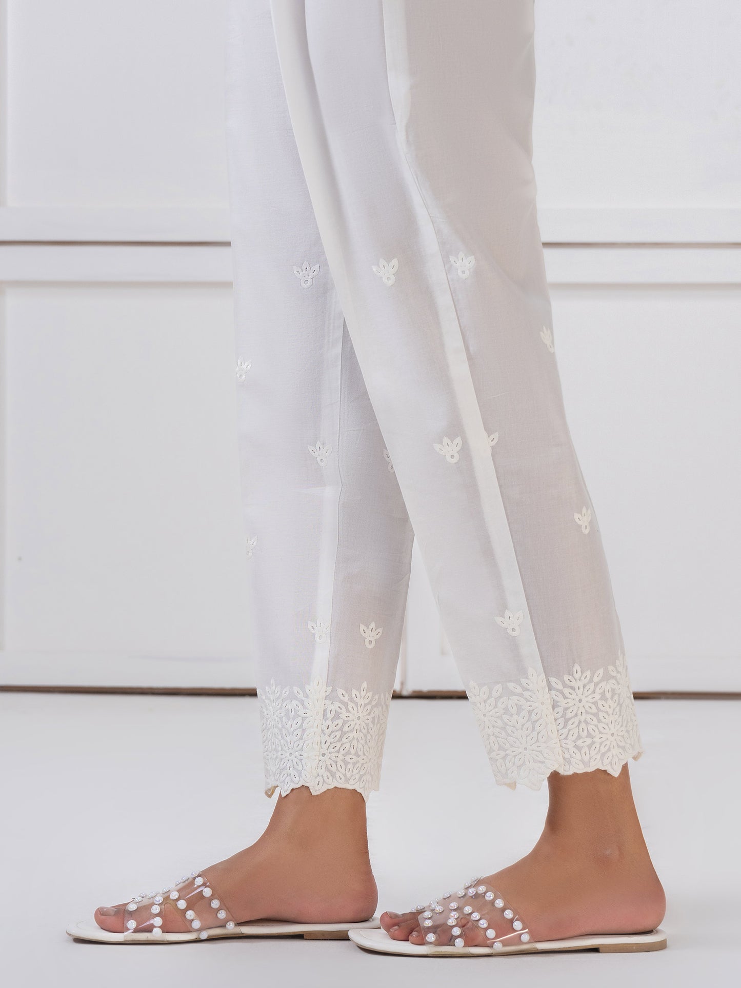 Lawn Trousers -Embroidered (Pret)