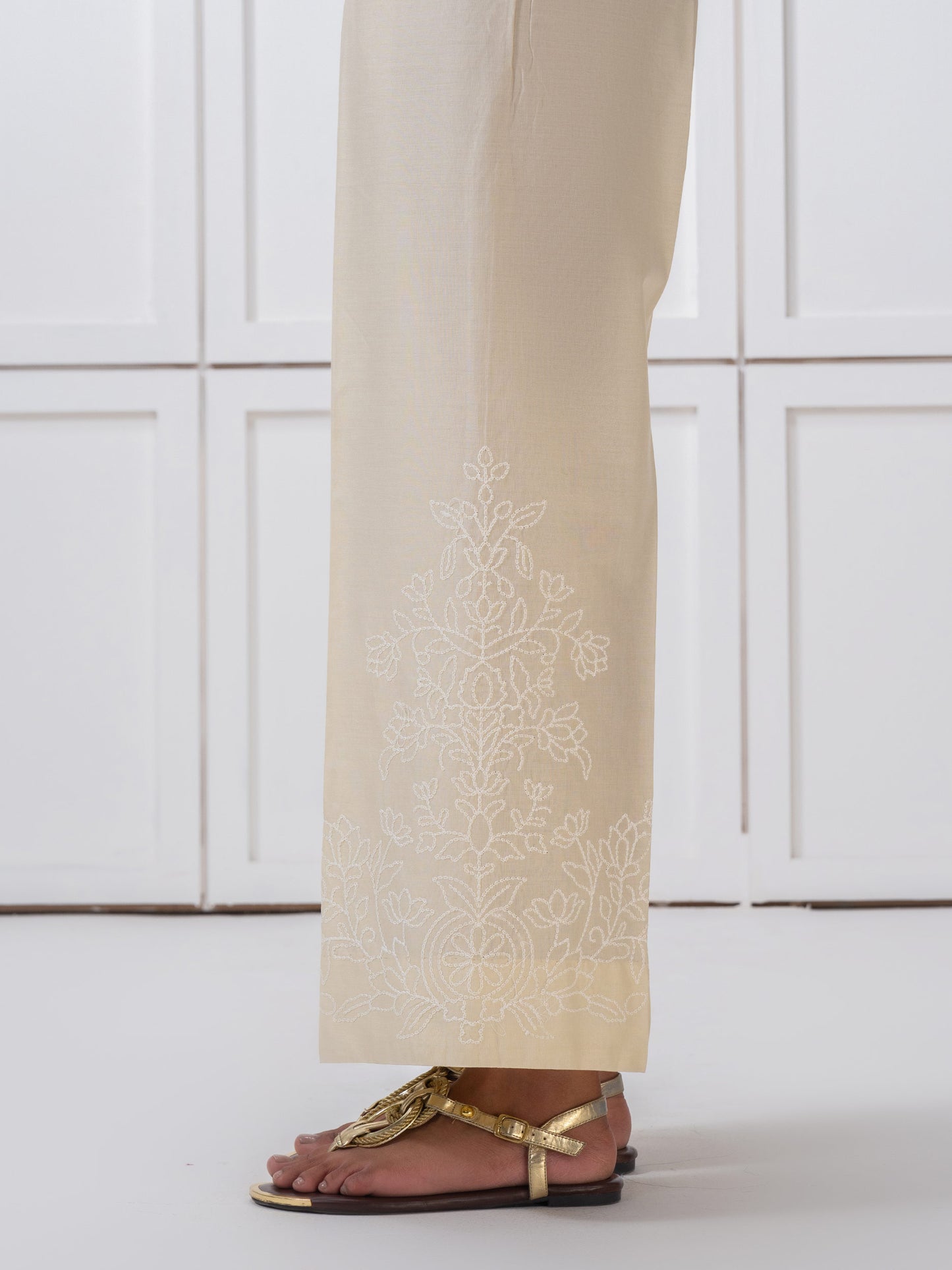 Lawn Cambric Trouser (Pret)