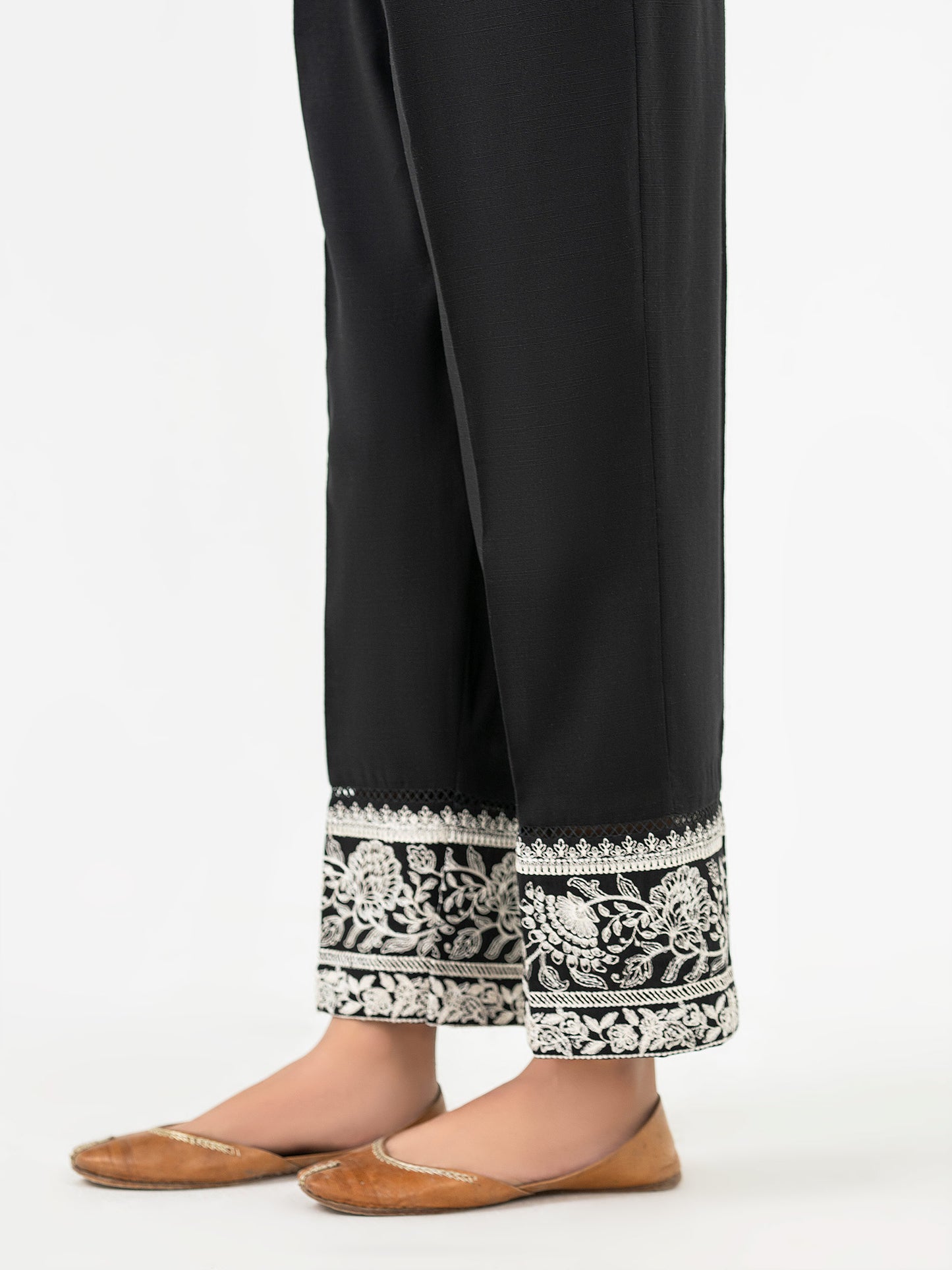 Khaddar Trouser-Embroidered (Pret)