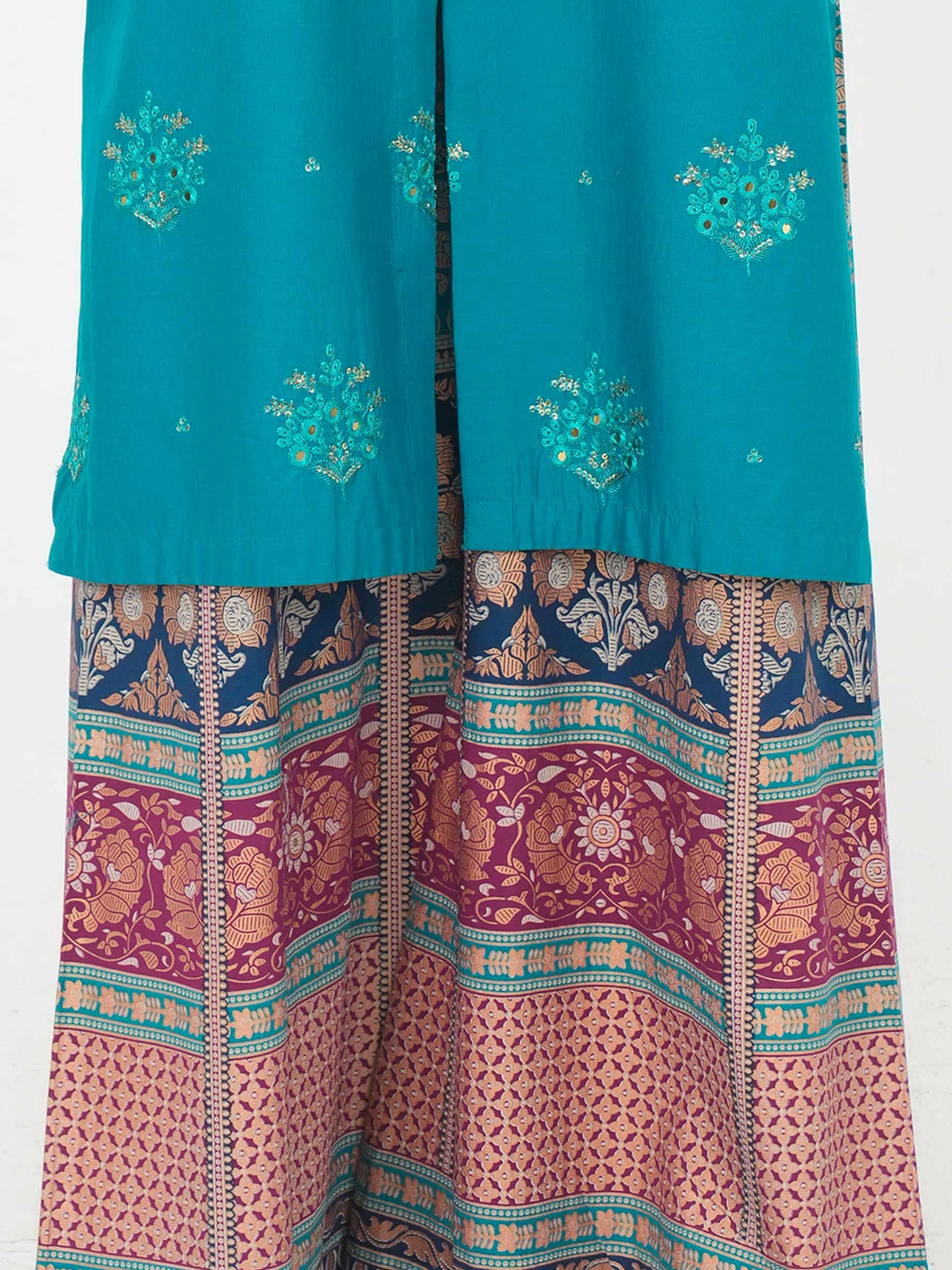 2 Piece Lawn Suit- Embroidered (Pret)