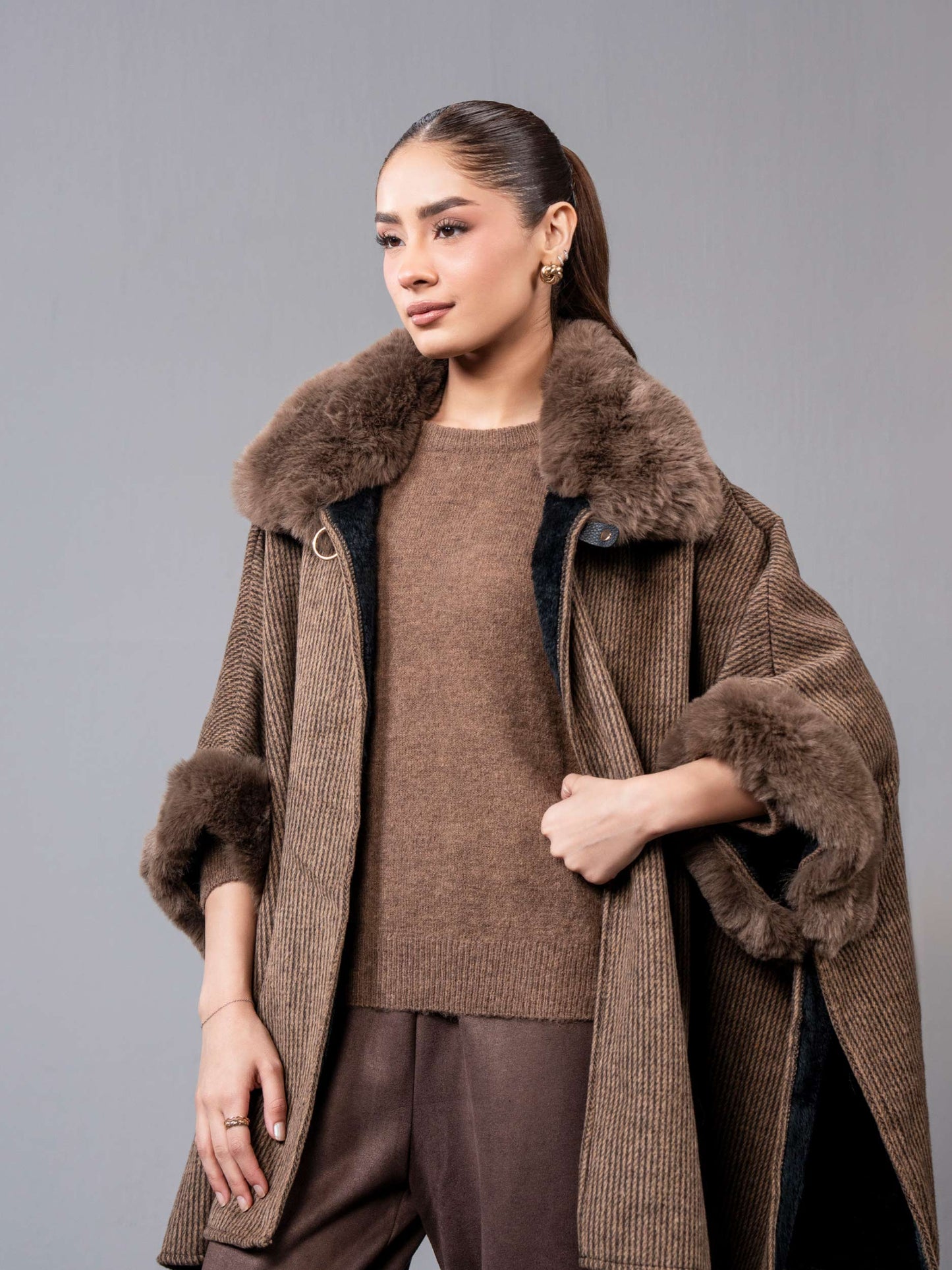 Woolen Fur Cape