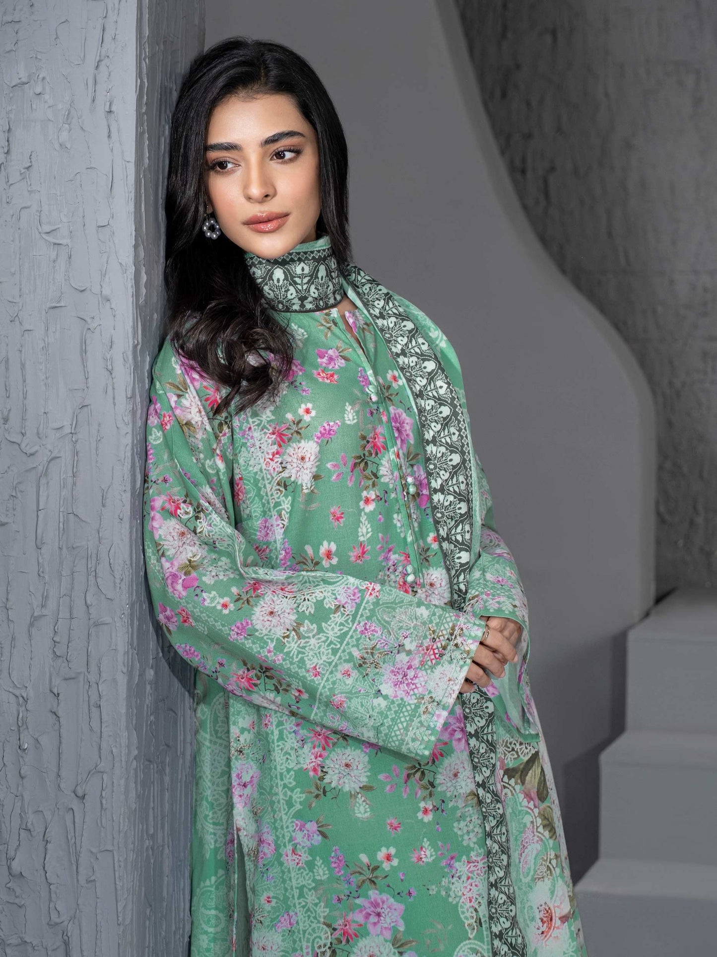 3 Piece Khaddar Suit-Printed (Unstitched)