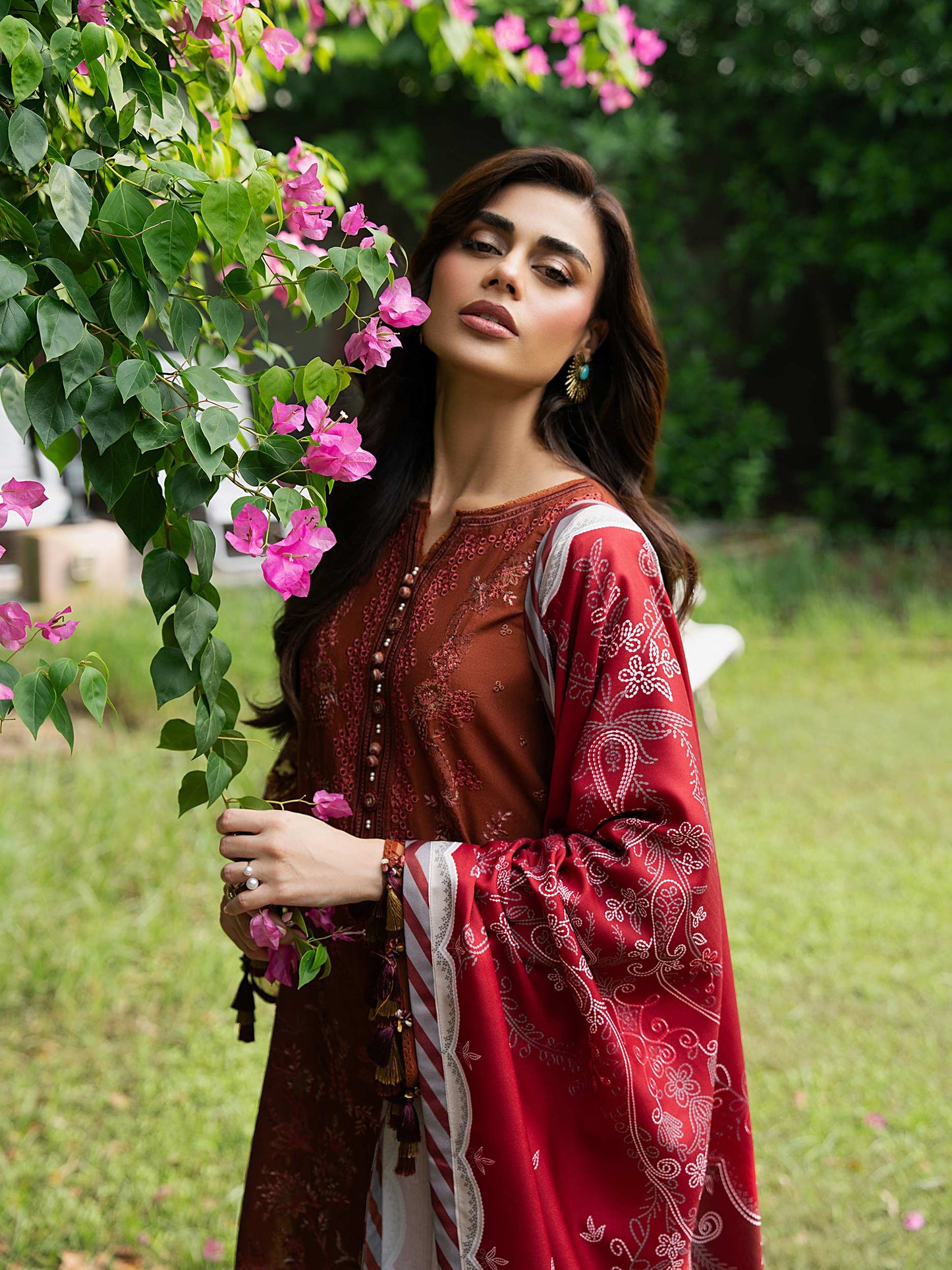 3 Piece Khaddar Suit-Embroidered (Unstitched)