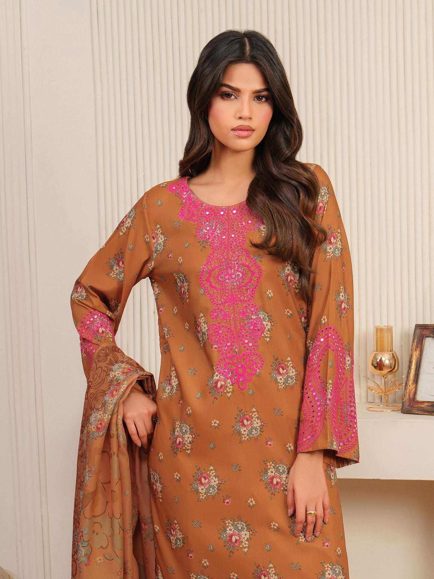 3 Piece Khaddar Suit-Embroidered (Unstitched)