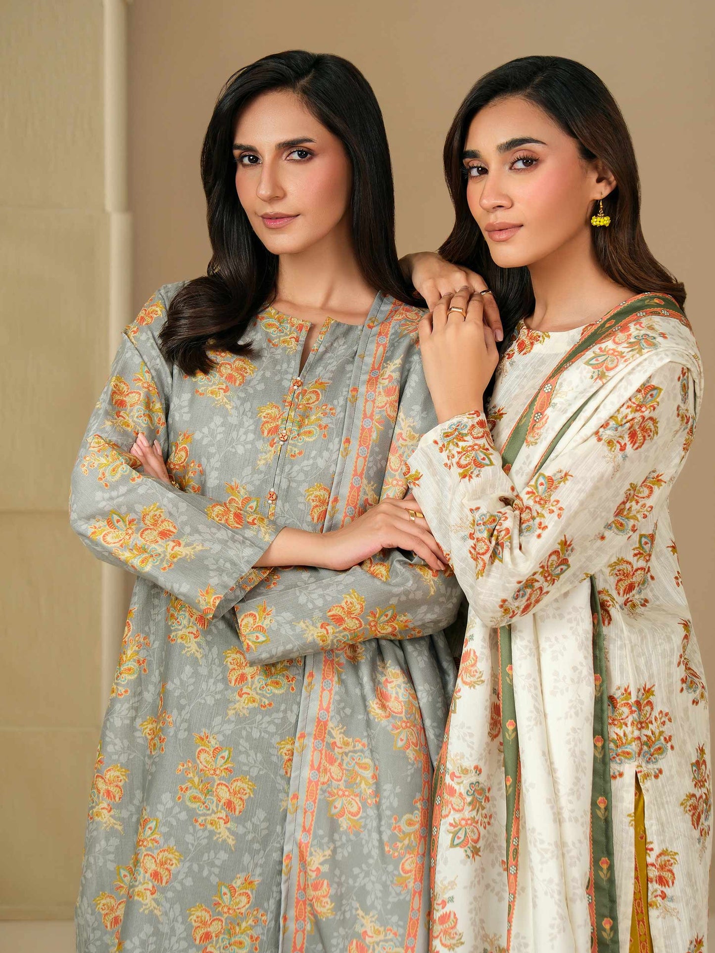 3 Piece Khaddar Suit-Paste Print (Unstitched)