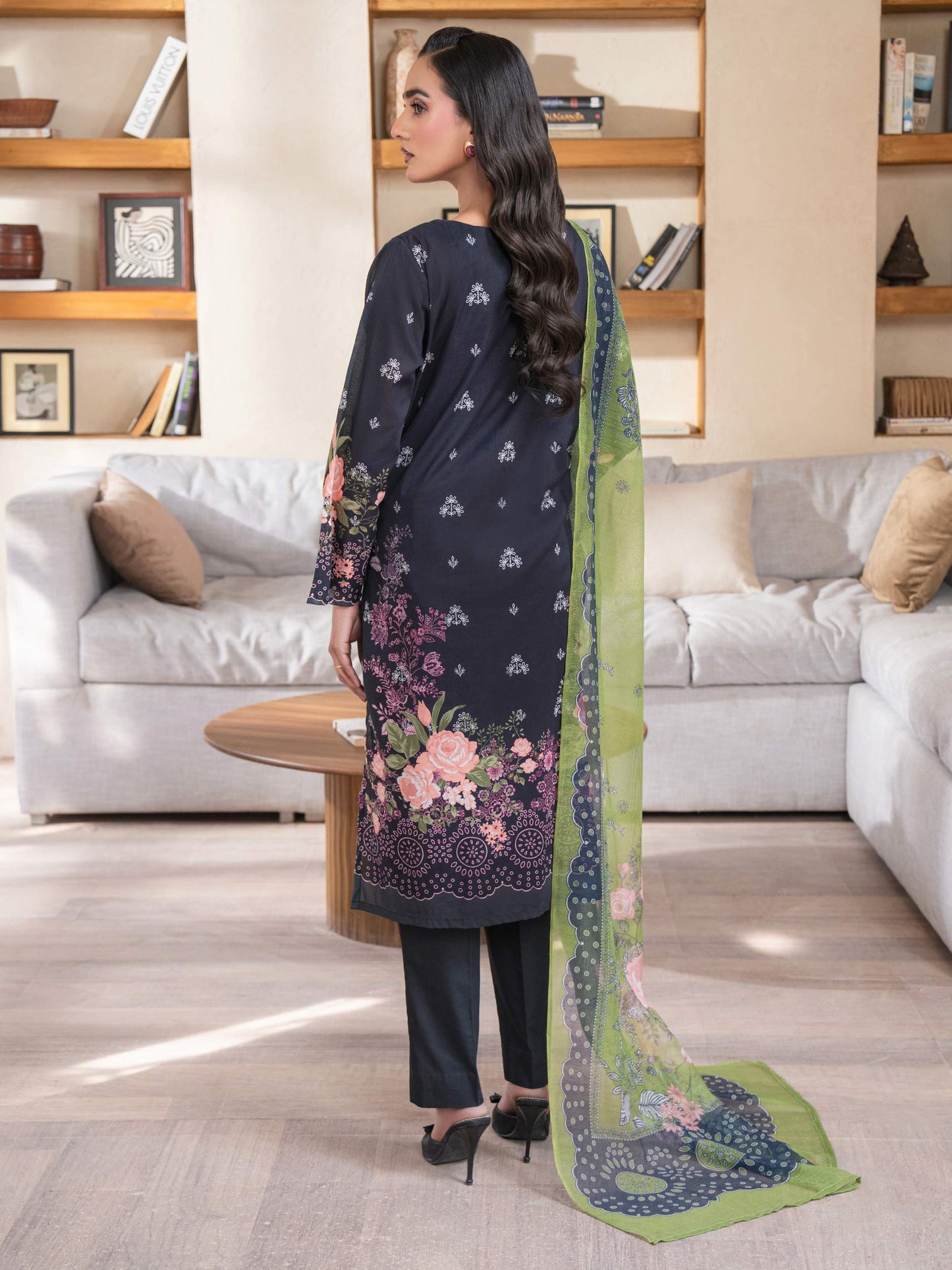 3 Piece Lawn Suit-Embroidered (Unstitched)