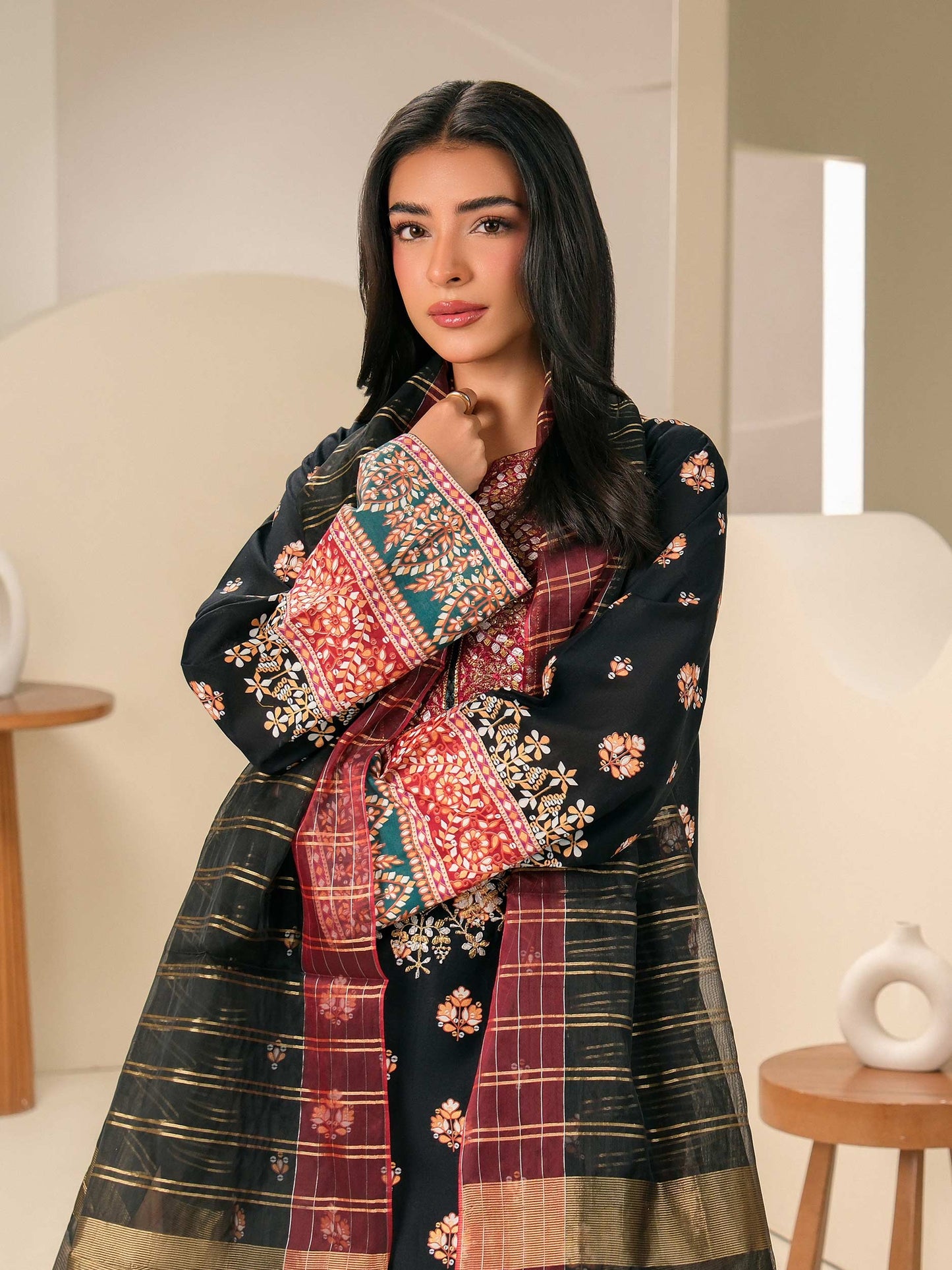 3 Piece Lawn Suit-Embroidered (Unstitched)