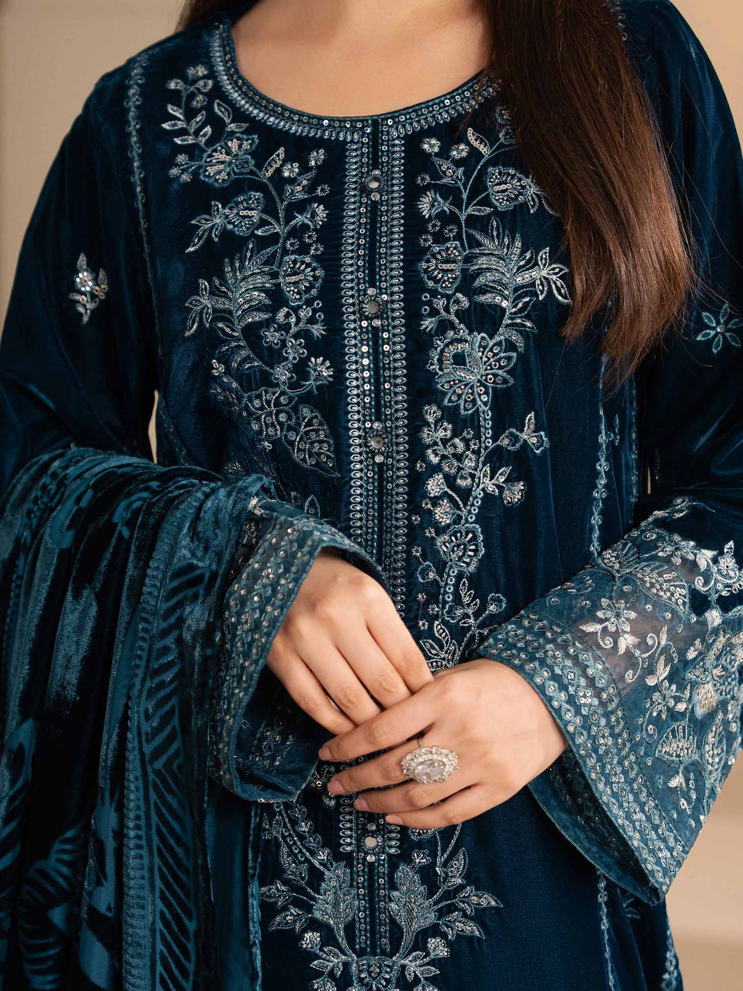 3 Piece Velvet Suit-Embroidered (Unstitched)