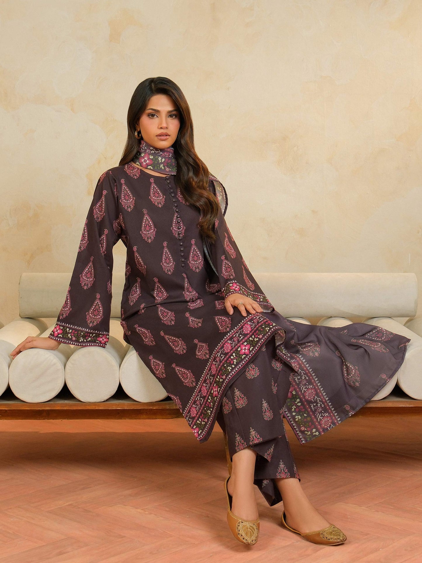 3 Piece Khaddar Suit-Printed (Unstitched)